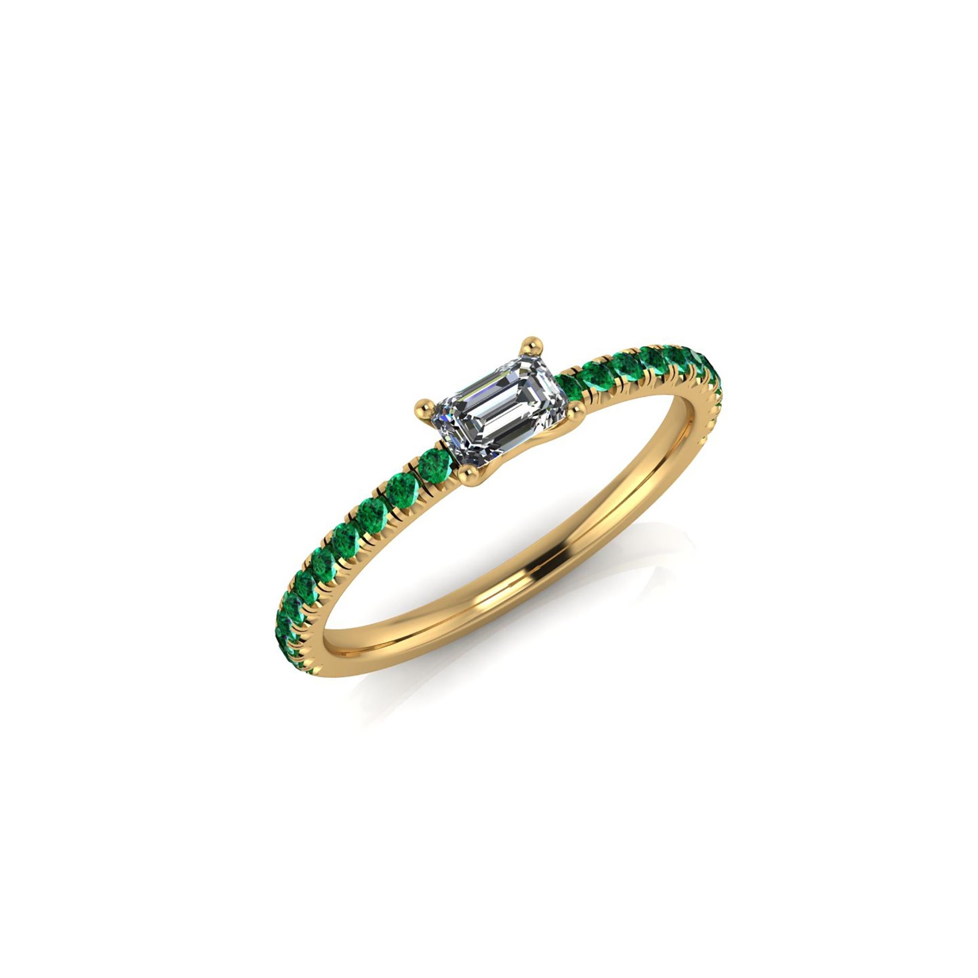 Art Deco 0.24 Carat Emerald Diamond with 0.22 Carat Emeralds 18 Karat Yellow Gold Ring