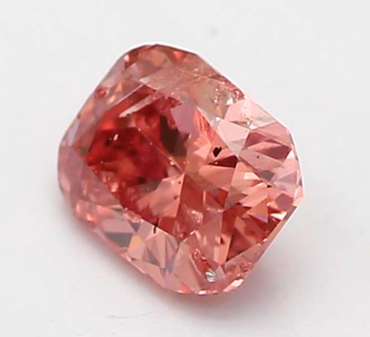 0.24 Carat Fancy Deep Orangy Pink Round Cut Diamond GIA Certified In New Condition For Sale In Kowloon, HK