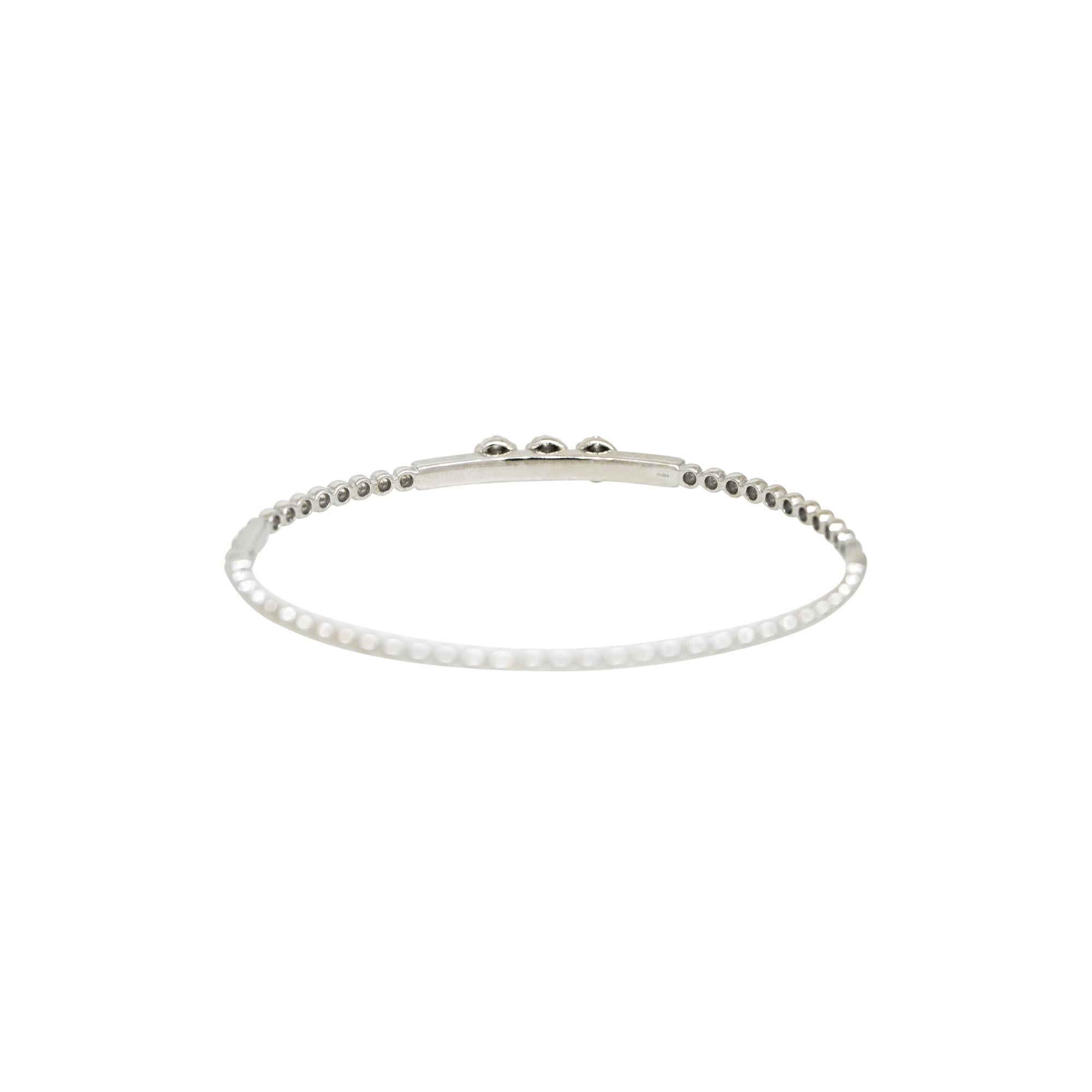 Bracelet jonc flottant en or 14 carats avec diamants ronds naturels de 0,24 carat Pour femmes en vente