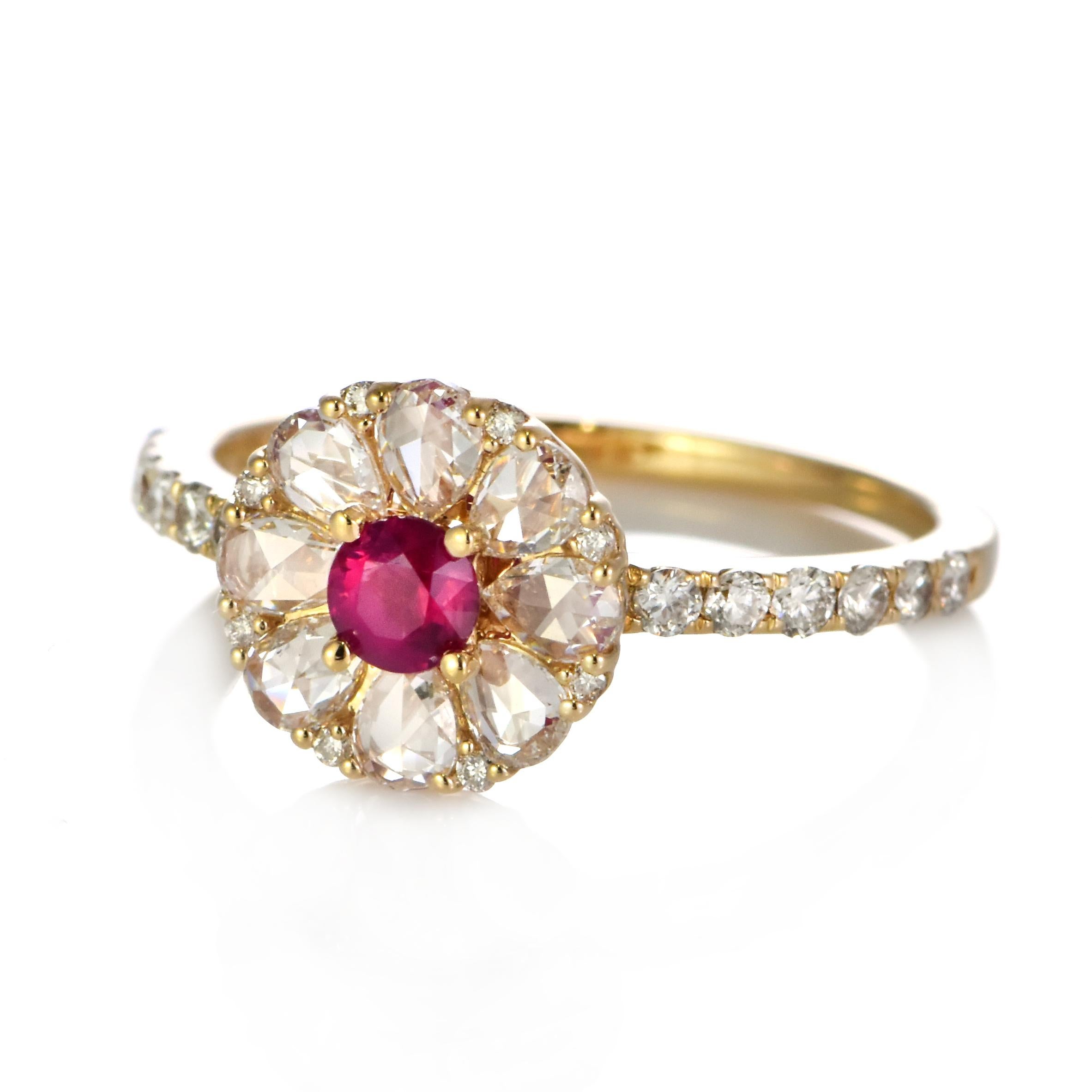 Moderne Bague en or 18 carats ornée d'un rubis naturel de 0,24 carat et d'un diamant taillé en rose de 0,80 carat en vente