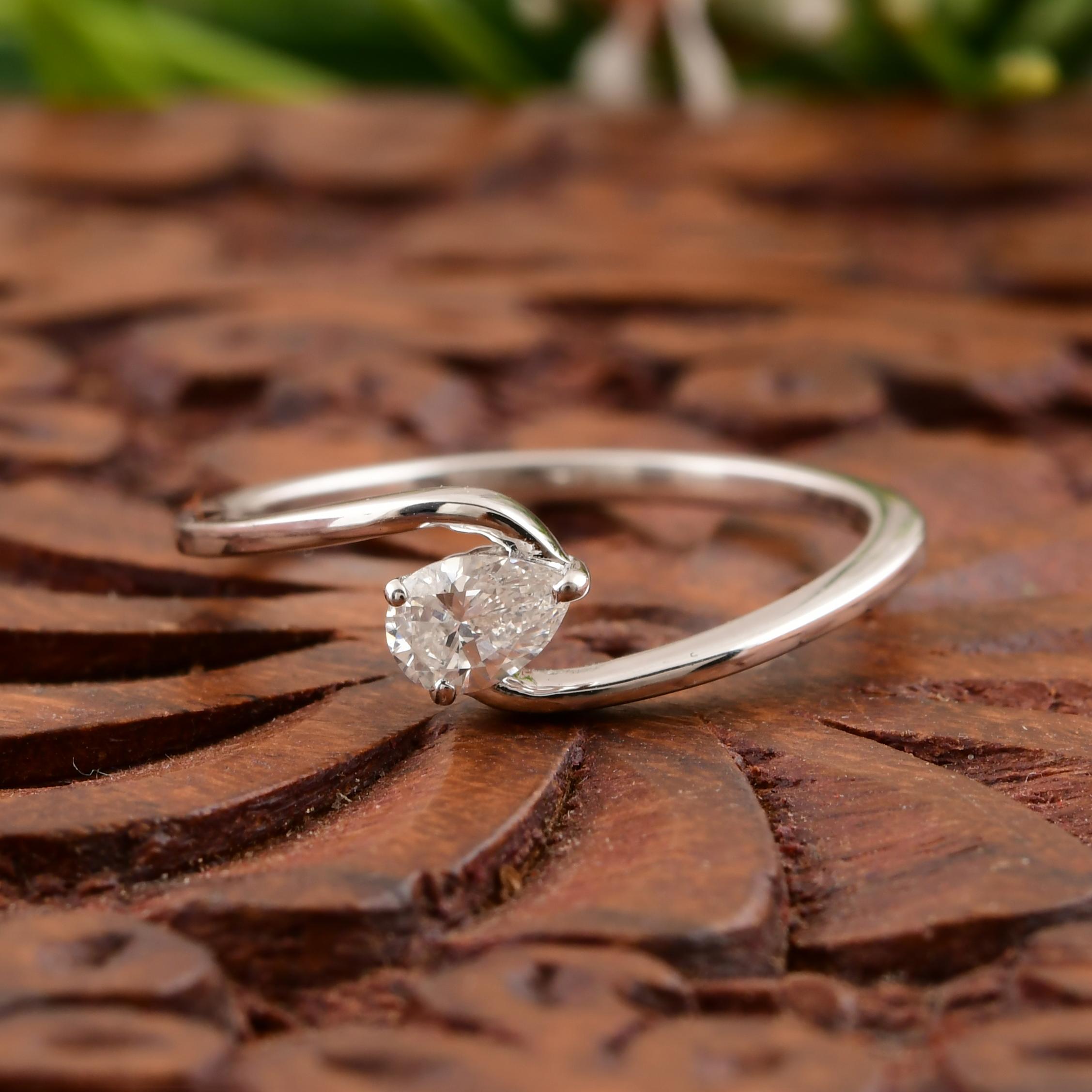 0,24 Quilates SI Claridad HI Color Diamante Solitario Anillo Pera Oro Blanco 18 Kilates Corte pera en venta