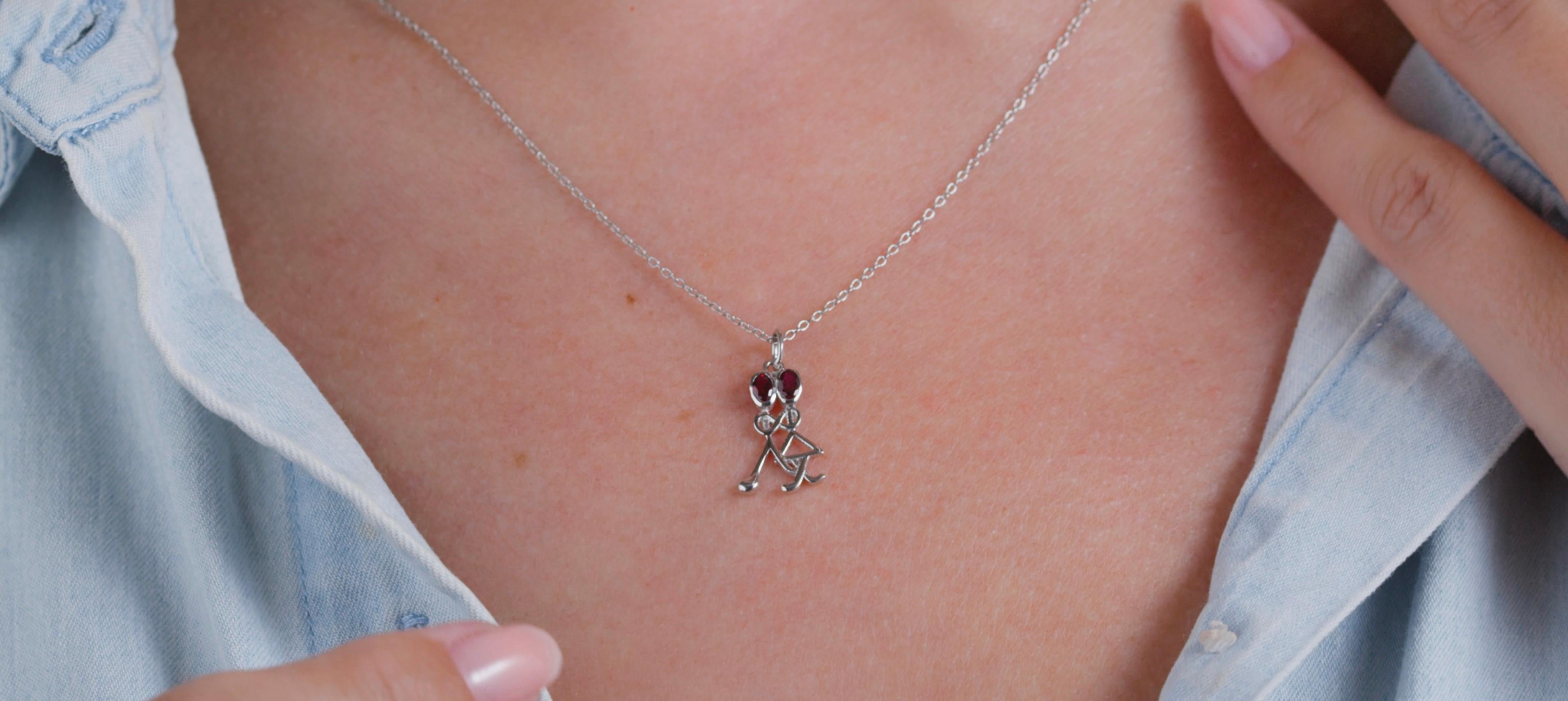 da uomo o donna Collana con ciondolo a forma di bastone in argento Sterling Ruby da 0,24 carati di peso totale in vendita