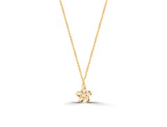 0.24 Ct Diamond Flower Necklace in 18k Gold