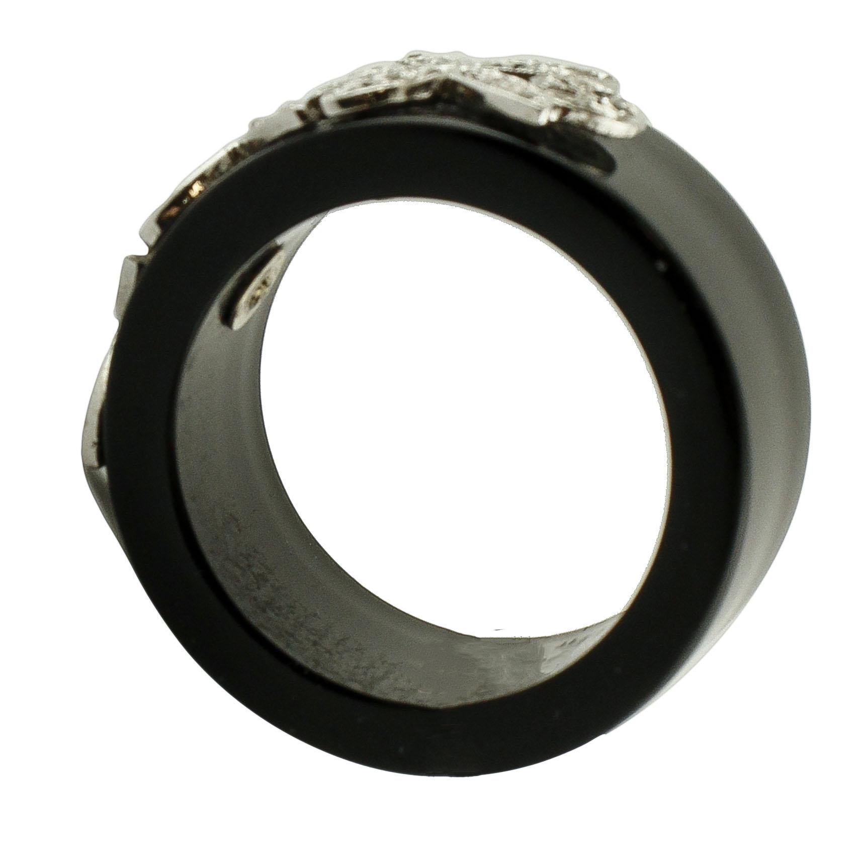Retro 0.24 Diamonds, White Gold Butterfly Details, 5.9g Onyx Band Ring For Sale