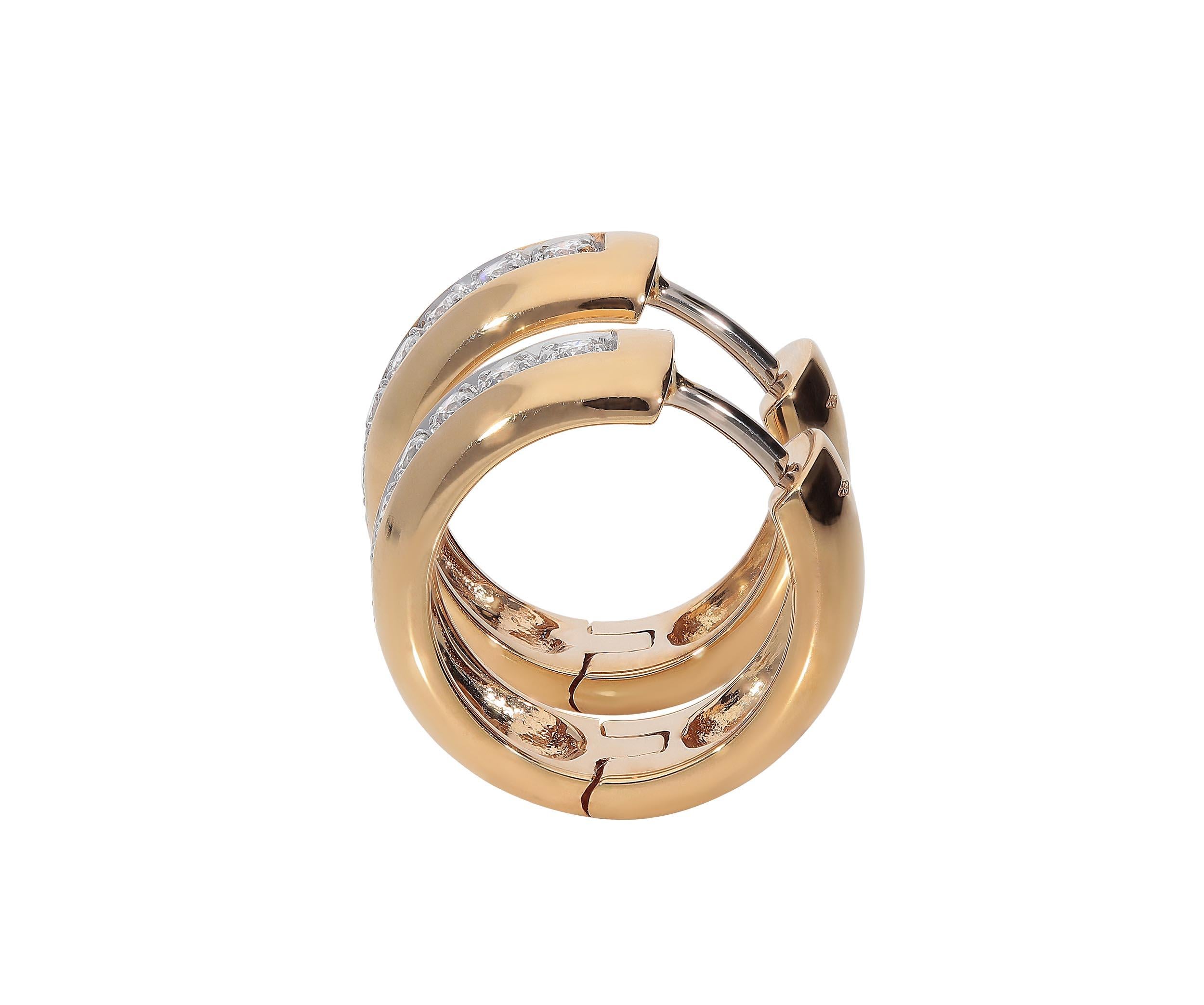 Round Cut 0.24 Carat White GVS Diamonds 18 Karat Pink Gold Small Hoop Earrings For Sale