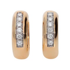 0.24 Carat White GVS Diamonds 18 Karat Pink Gold Small Hoop Earrings