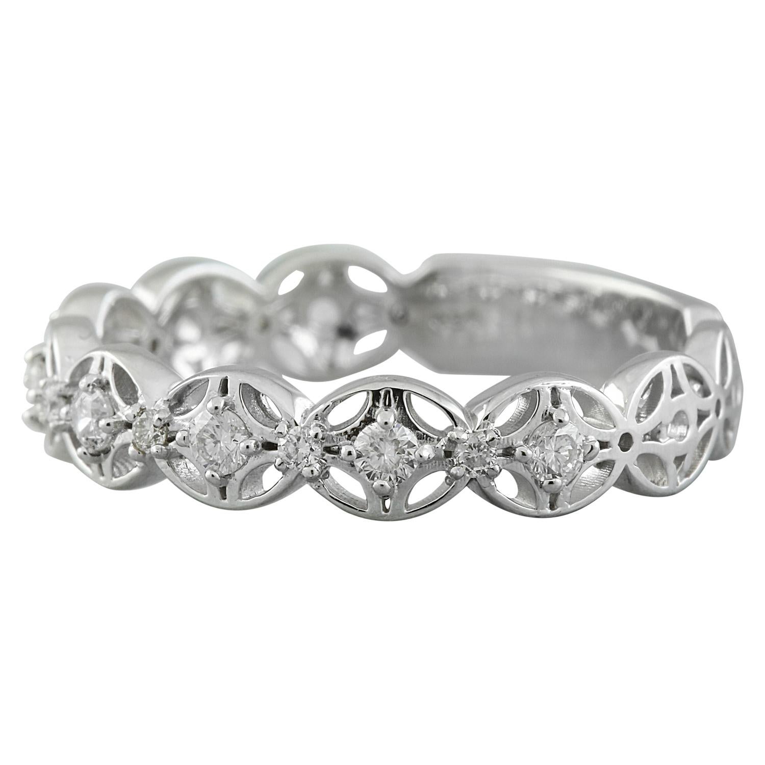 Women's 0.25 Carat 14 Karat Solid White Gold Diamond Ring For Sale