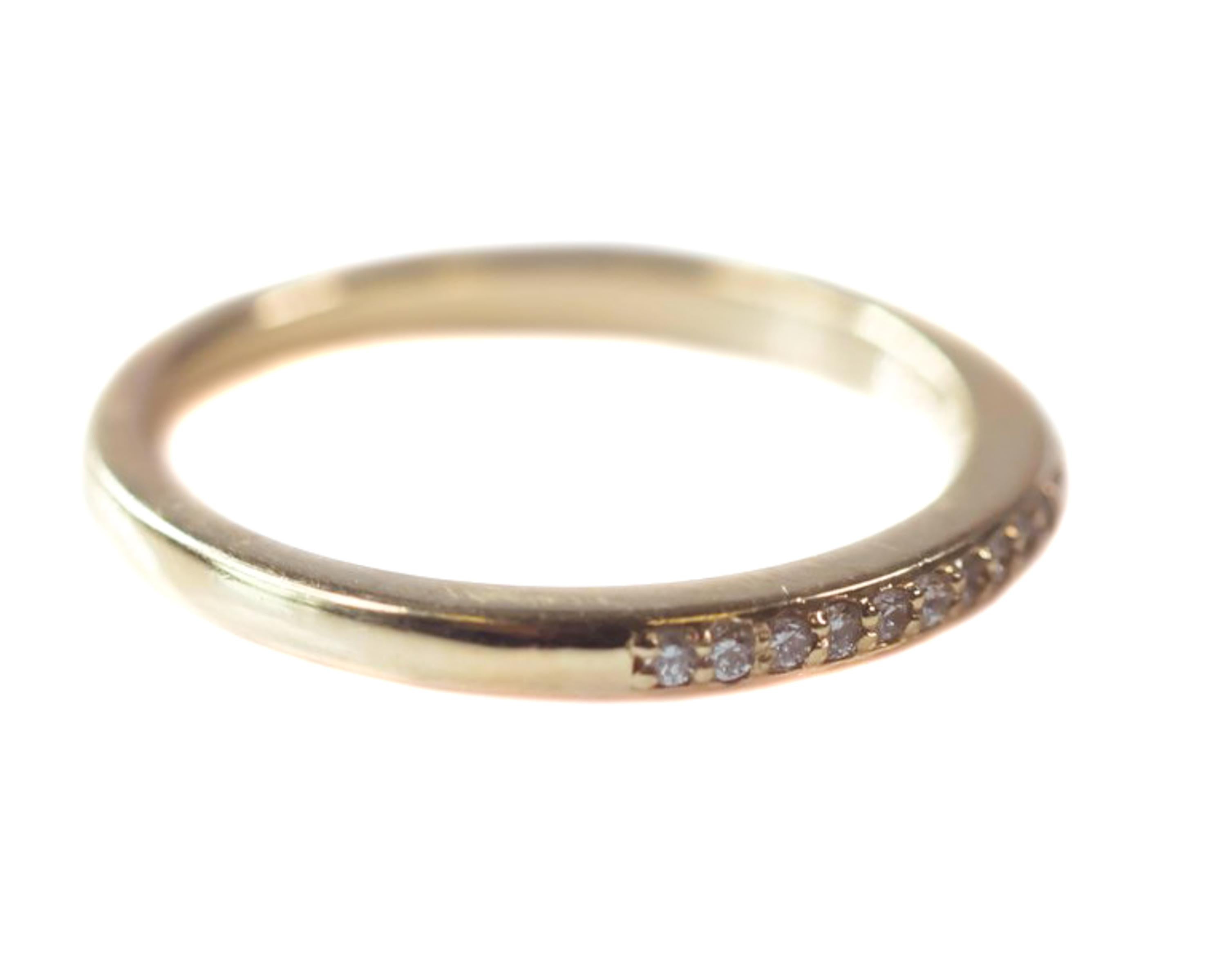 Contemporary 0.25 Carat Diamond Eternity Band in 14 Karat Yellow Gold For Sale