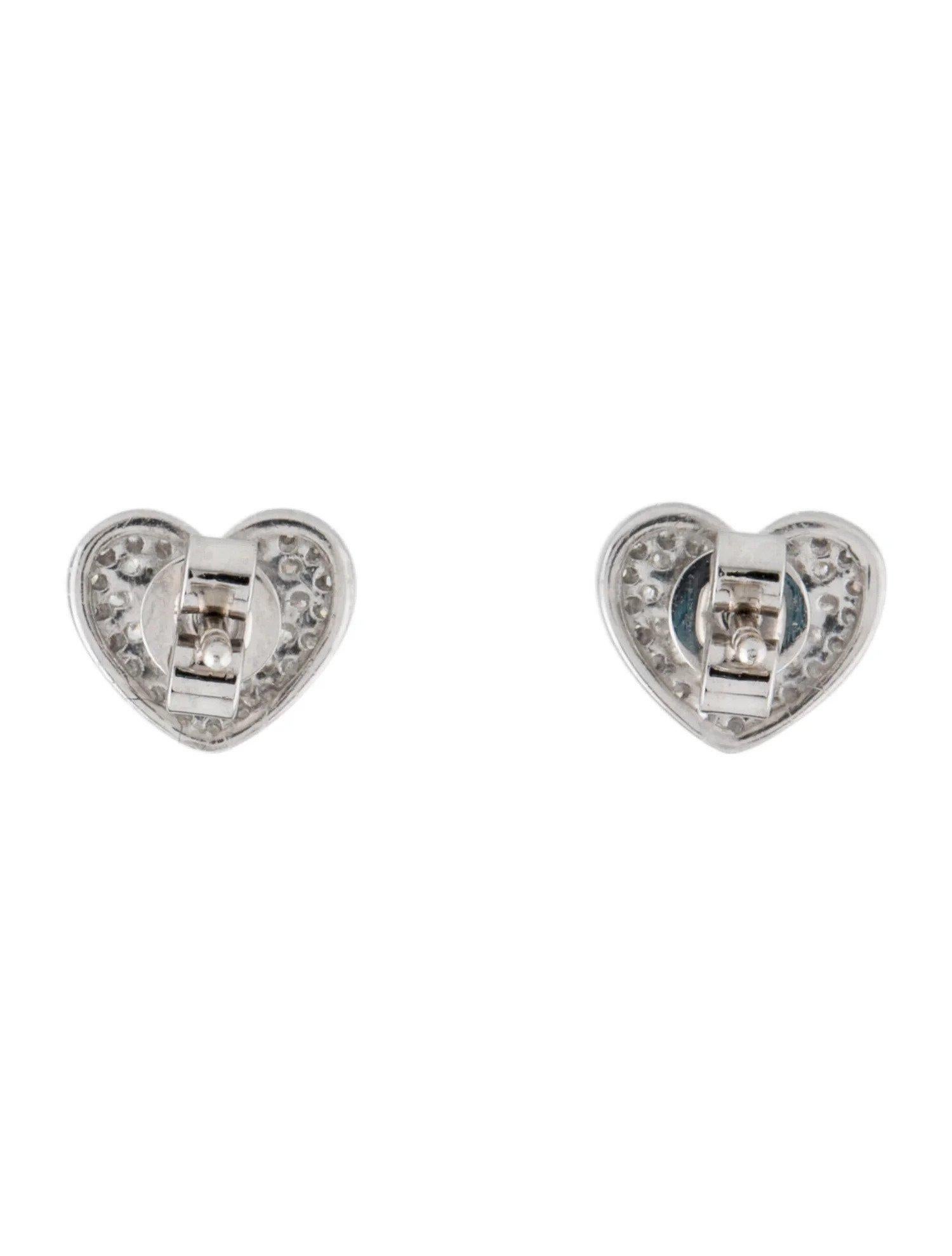 Boucles d'oreilles or blanc 0,25 carat diamant cœur  Neuf - En vente à Great Neck, NY