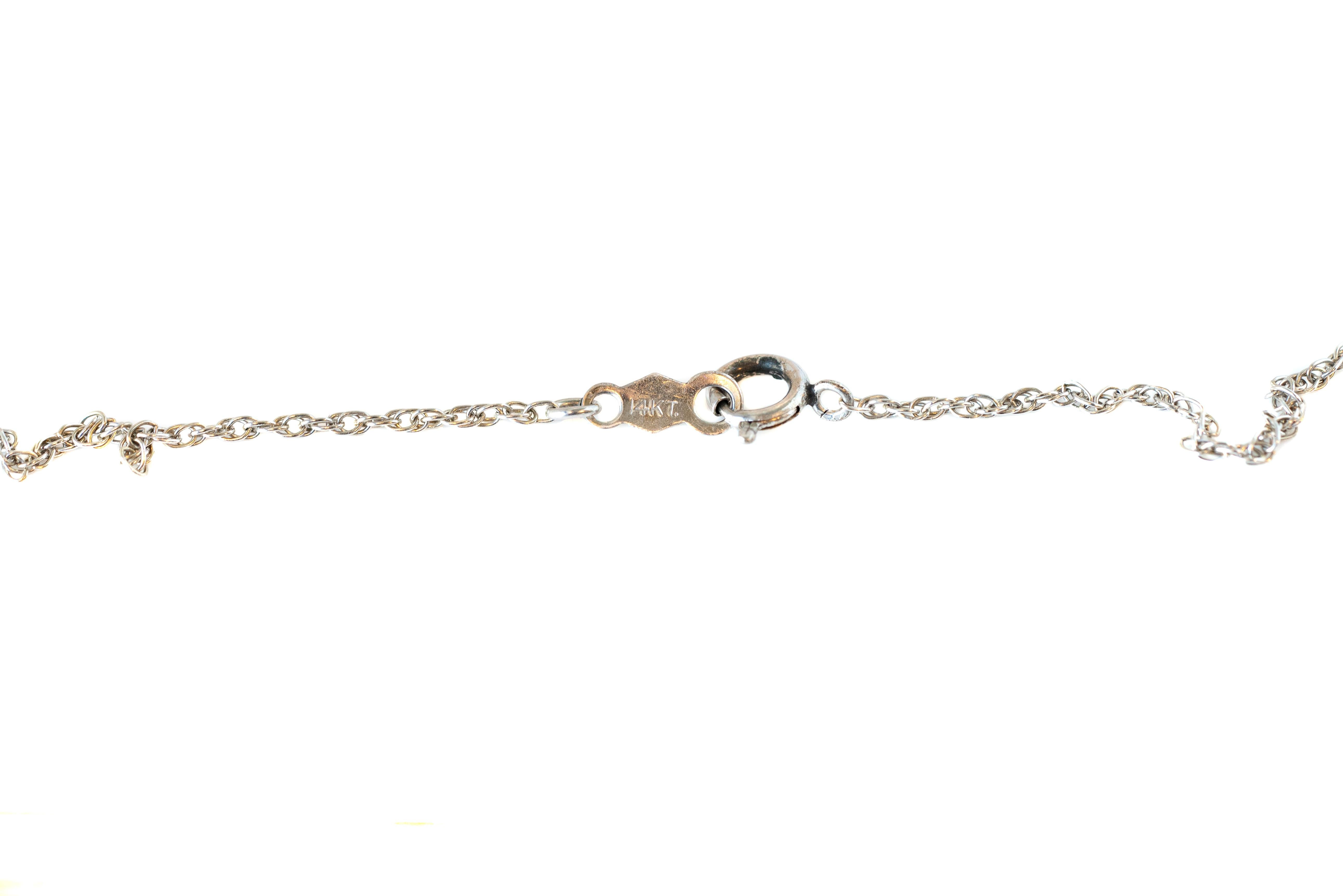 Retro 0.25 Carat Diamond Necklace with 14 Karat White Gold Filigree Pendant For Sale
