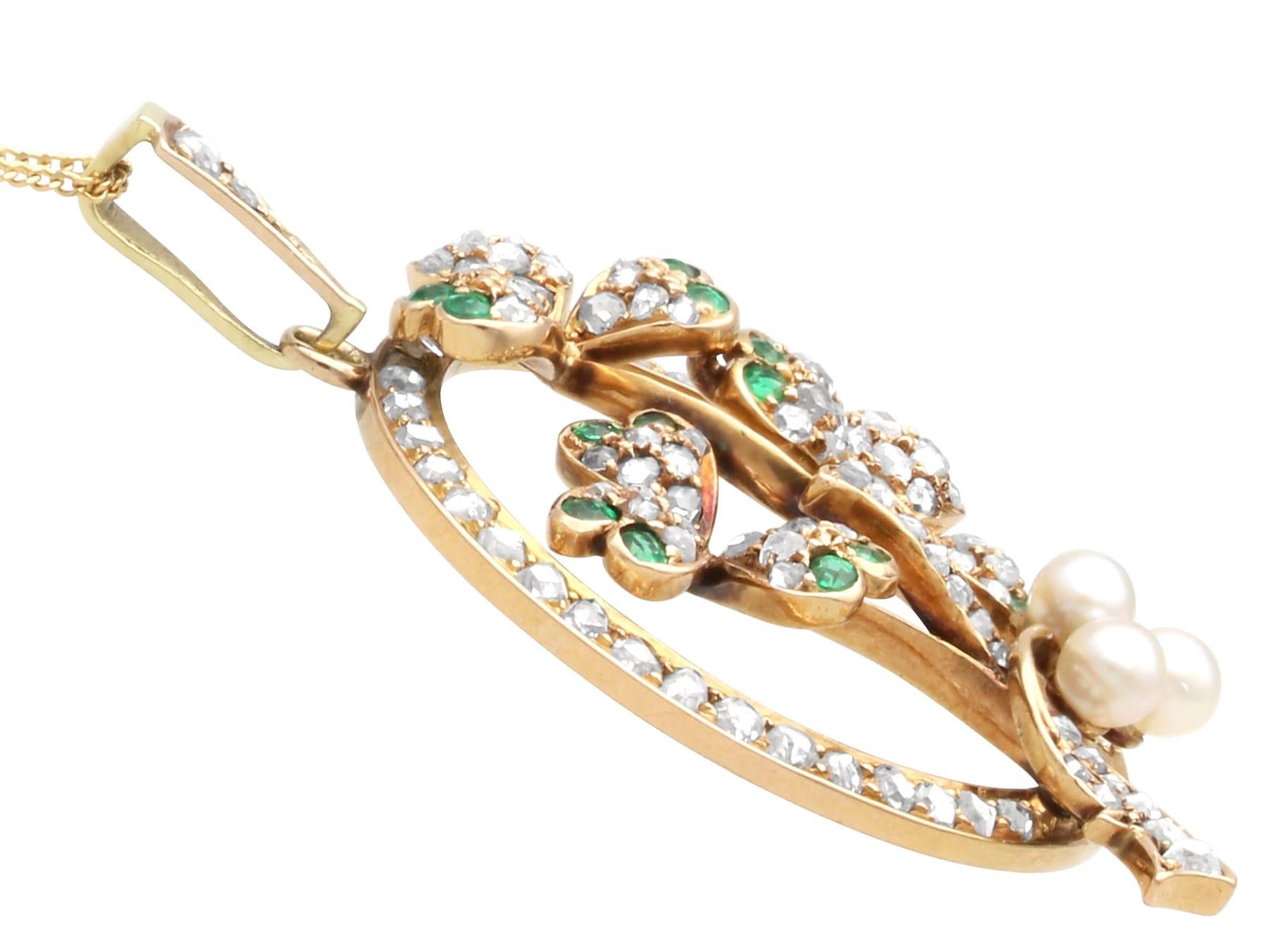 Women's or Men's 0.25 Carat Emerald 0.48 Carat Diamond Pearl 15k Yellow Gold Pendant Circa 1890 For Sale