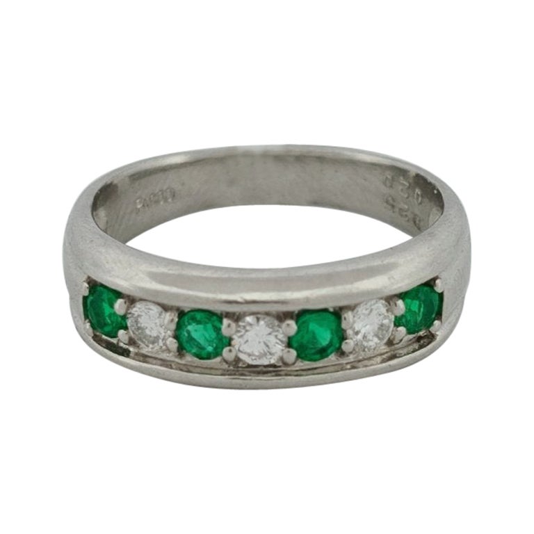 Anillo de esmeralda de 0,25 quilates en venta