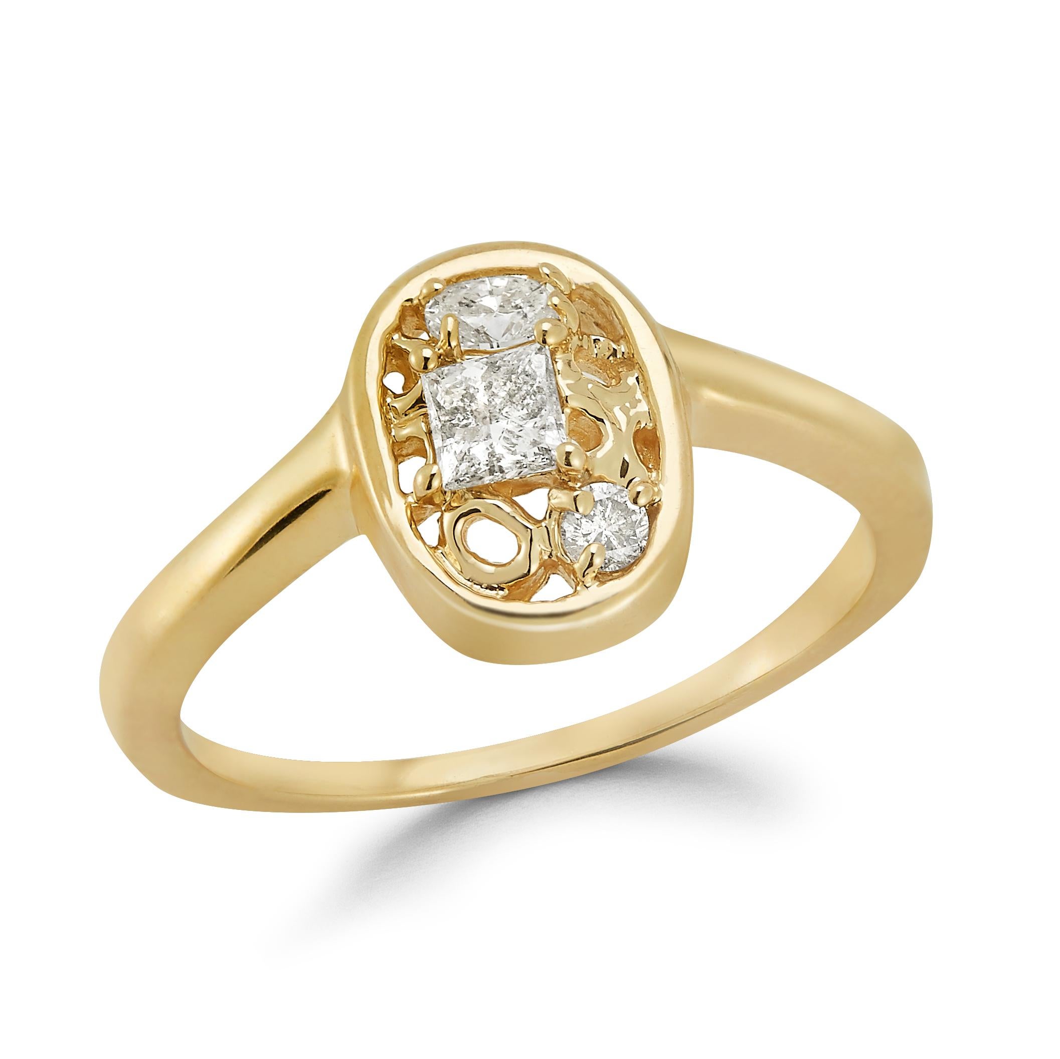Im Angebot: Verlobungsring mit 0,25 Karat ovalen runden Diamanten im Prinzessinnenschliff () 2