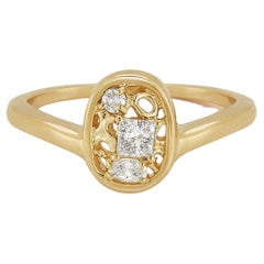 Used 0.25 Carat Oval Round Princess cut Diamonds Alternative Engagement Ring