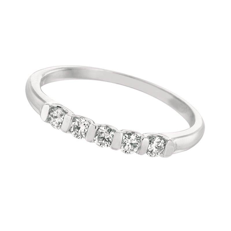For Sale:  0.25 Carat Natural Diamond 5-Stone Ring Band G SI 14 Karat White Gold 3