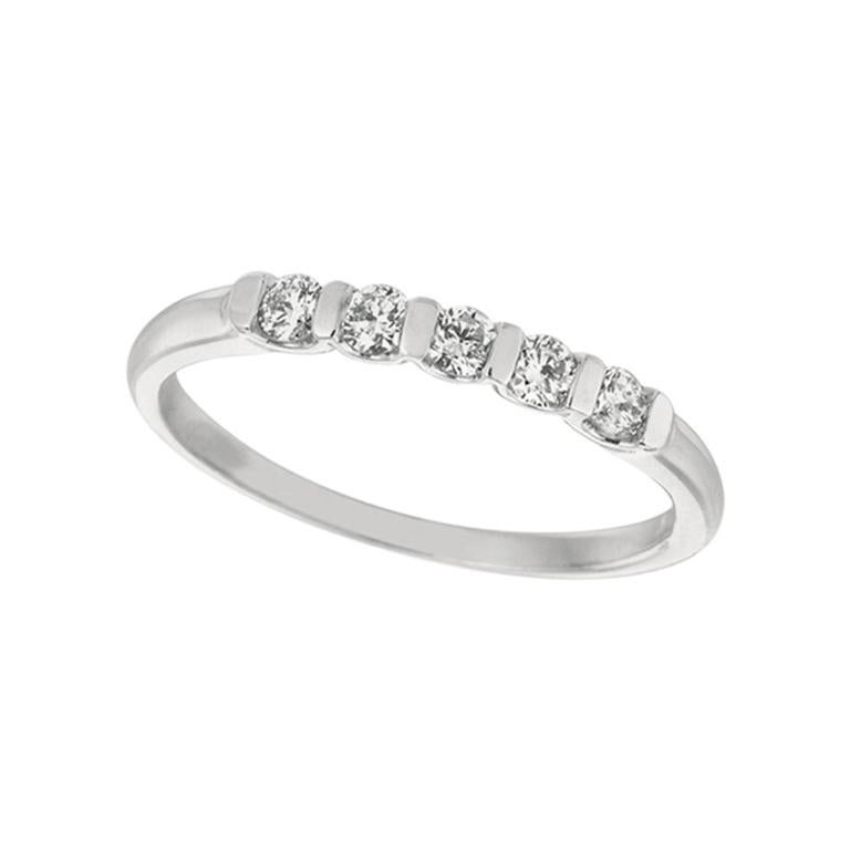 For Sale:  0.25 Carat Natural Diamond 5-Stone Ring Band G SI 14 Karat White Gold