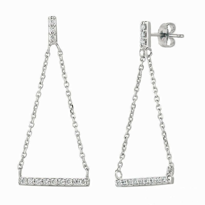 Contemporaneo Orecchini a Barretta con Diamante Naturale da 0,25 Carati G SI Oro Bianco 14k in vendita