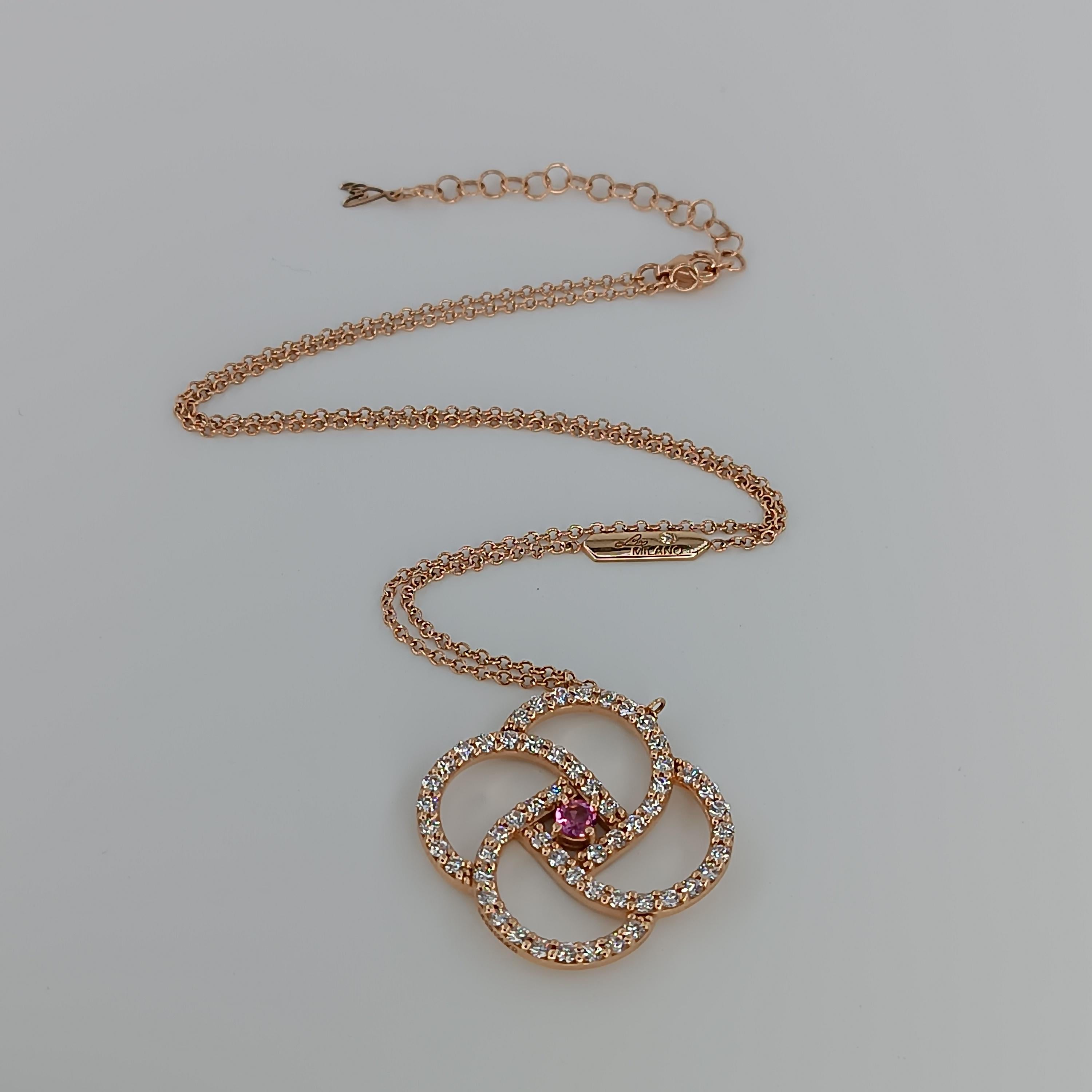 Brilliant Cut 0.25 Carat Pink Sapphire VS G Color Diamonds 1.68 Carats.Rose Gold Necklace For Sale