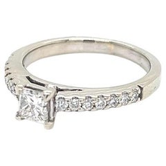 0.25 carat Princess cut Diamond ring in 18 Karat White Gold