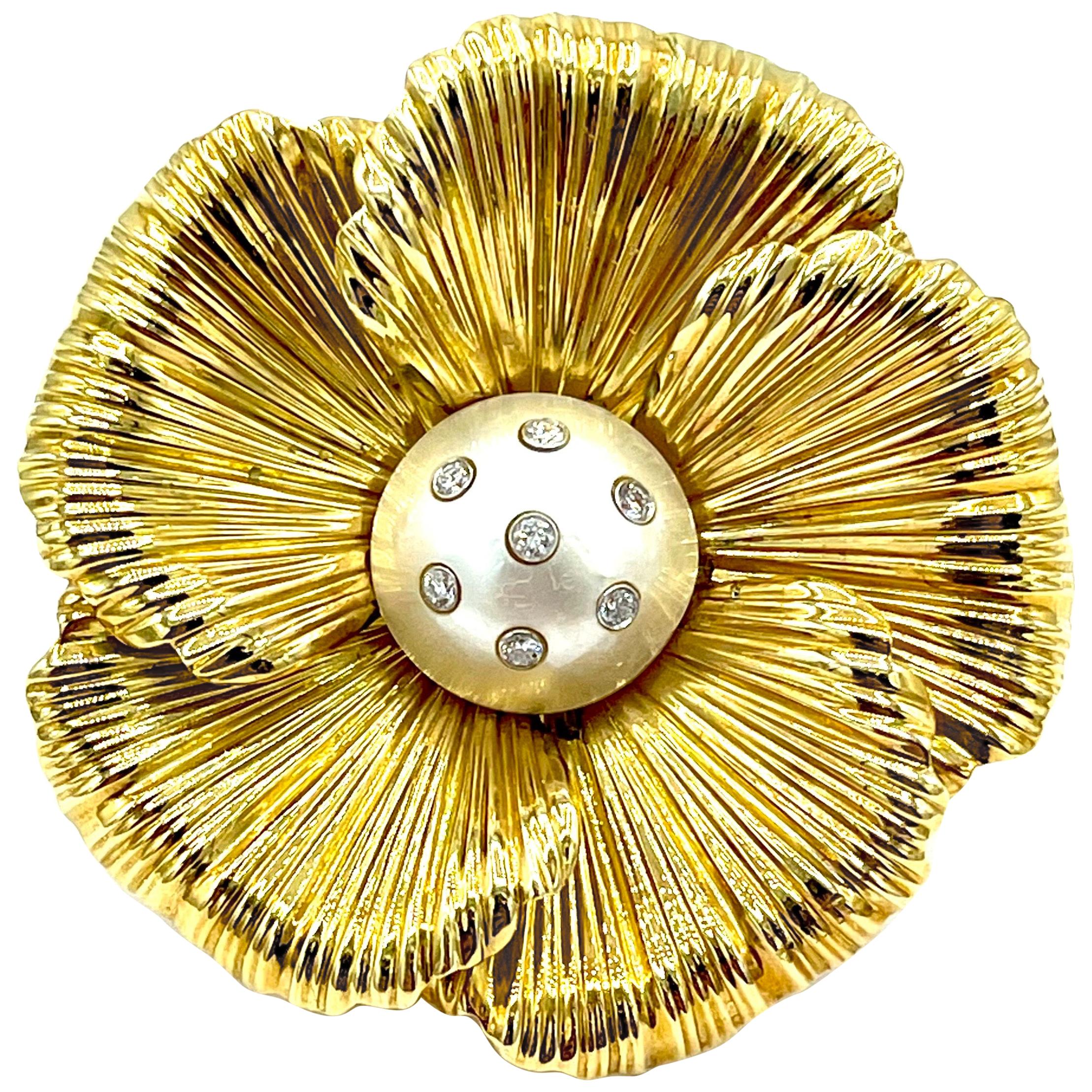 0.25 Carat Round Brilliant Diamond and Mabe Pearl Yellow Gold Flower Brooch