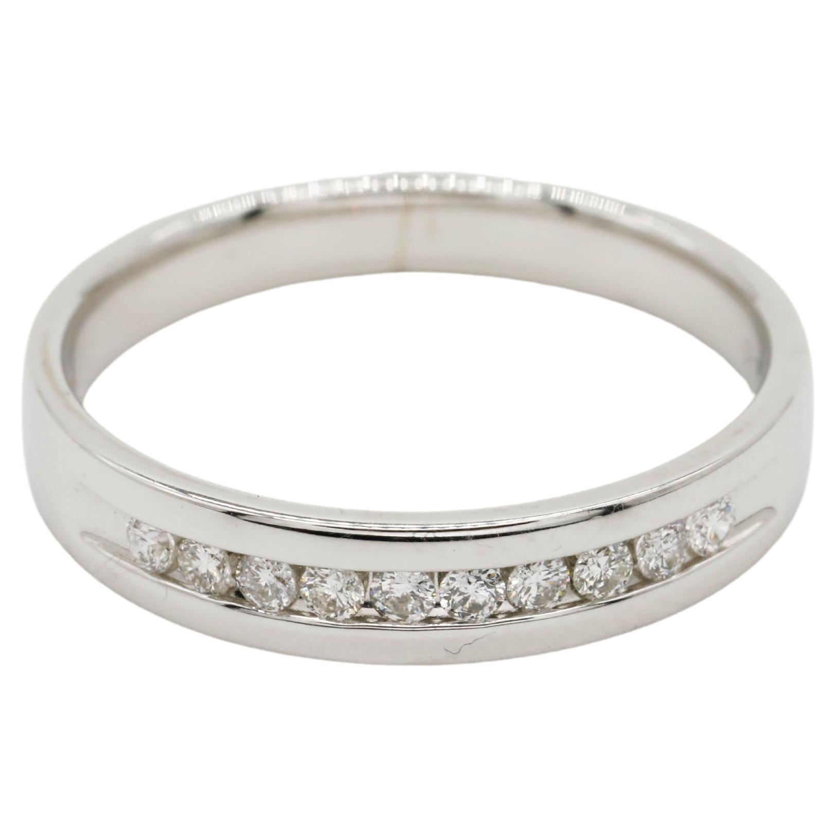 0.25 Carat Round Cut Diamond 14k White Gold Sleek Eternity Band Ring For Sale