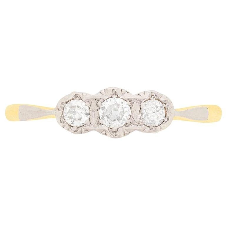 Anello di fidanzamento con tre pietre di diamante a taglio antico da 0,25 carati, anni '20 circa