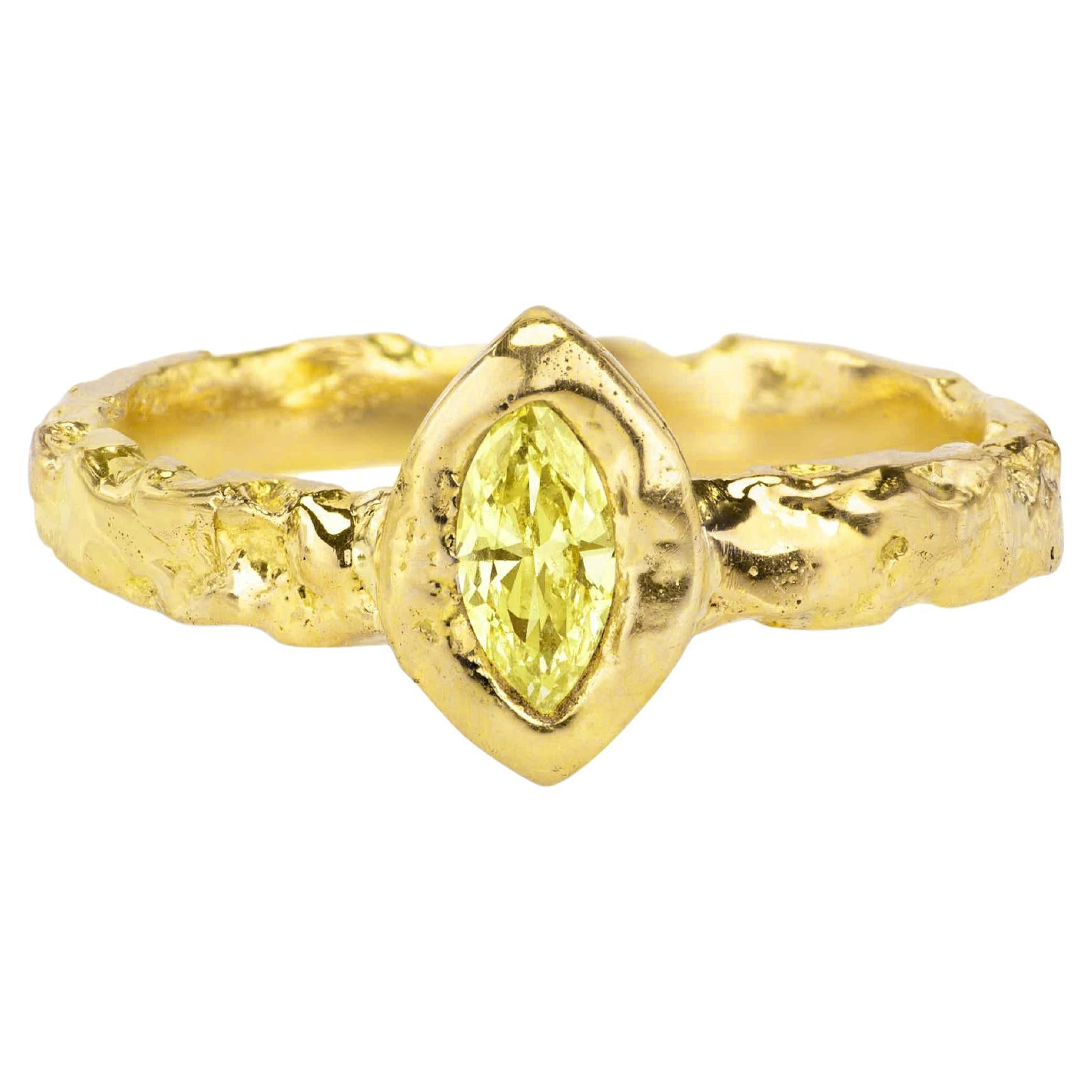0.25 Carat Yellow Marquise Cut Diamond Gold Engagement Ring For Sale