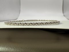 0.25 carats flexible diamond bracelet bangle