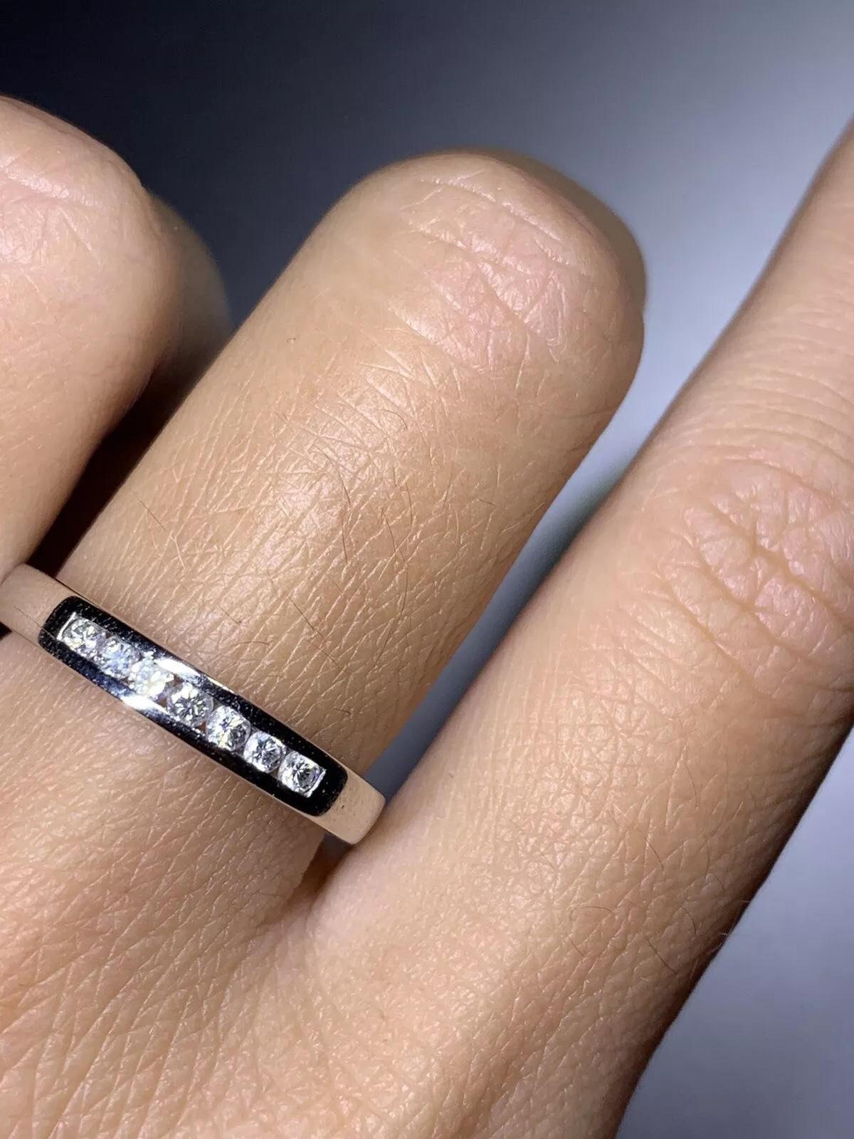 Round Cut 0.25ct Diamond Eternity Chunky Wedding Ring 18ct White Gold 4.0g For Sale