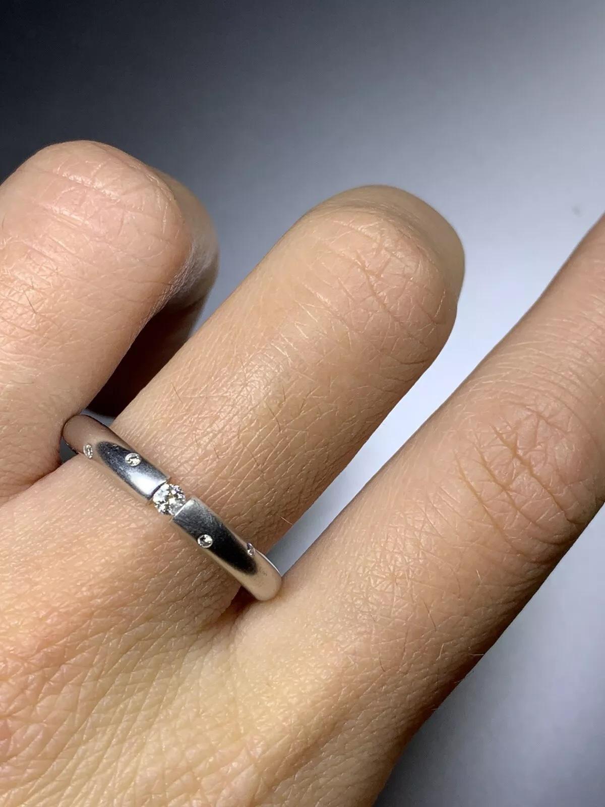 0.25ct Floating diamond chunky solitaire engagement ring 18ct white gold In New Condition For Sale In London, GB