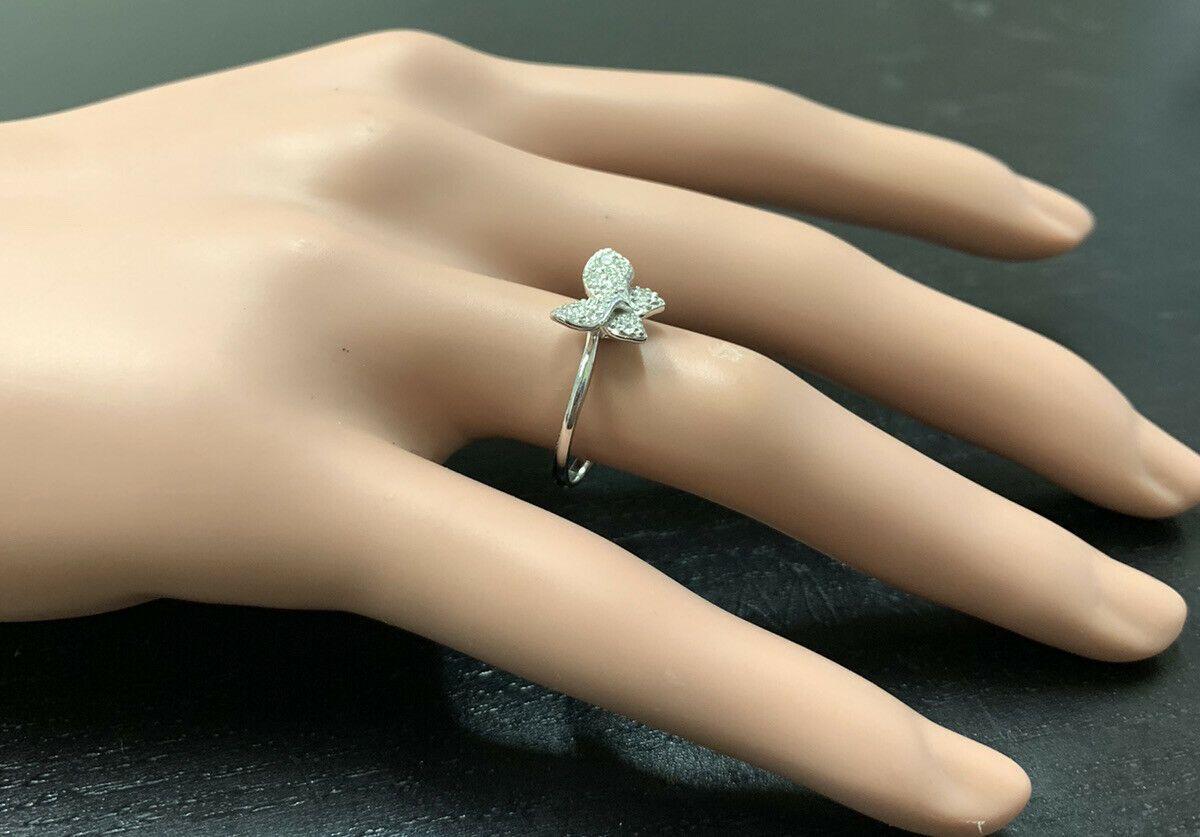 Anillo de mariposa de oro blanco macizo de 14 quilates con diamante natural de 0,25 quilates en venta 1