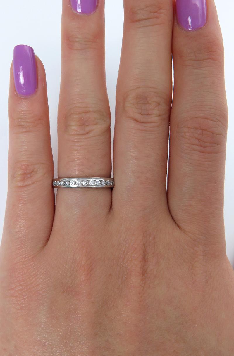 Benchmark 0.25 Platinum Round Diamond Wedding Anniversary Band Ring Comfort Fit For Sale 1
