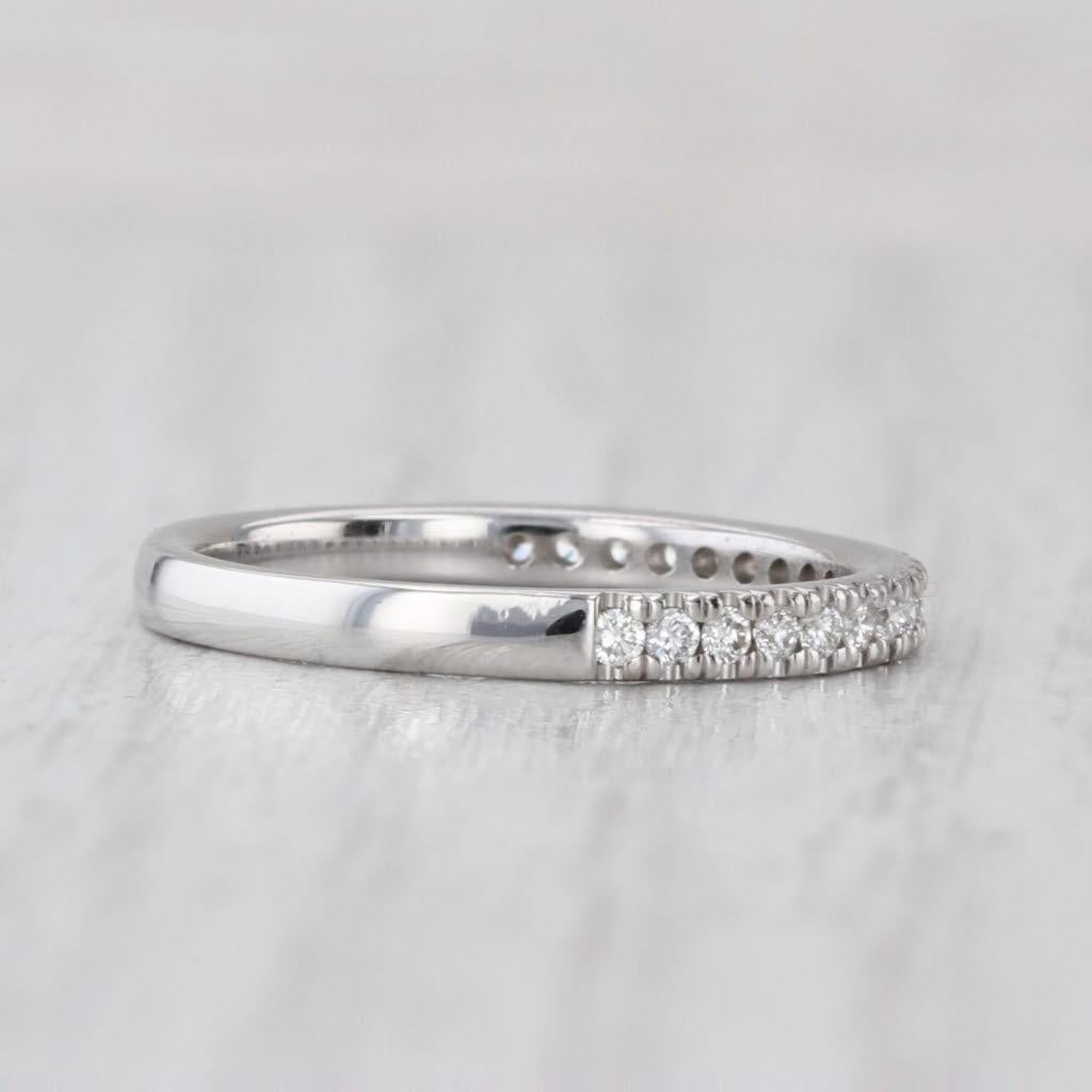 da uomo o donna Fascia nuziale con diamante da 0,25 ct. in oro bianco 14k, misura 5,5 Anello anniversario impilabile in vendita