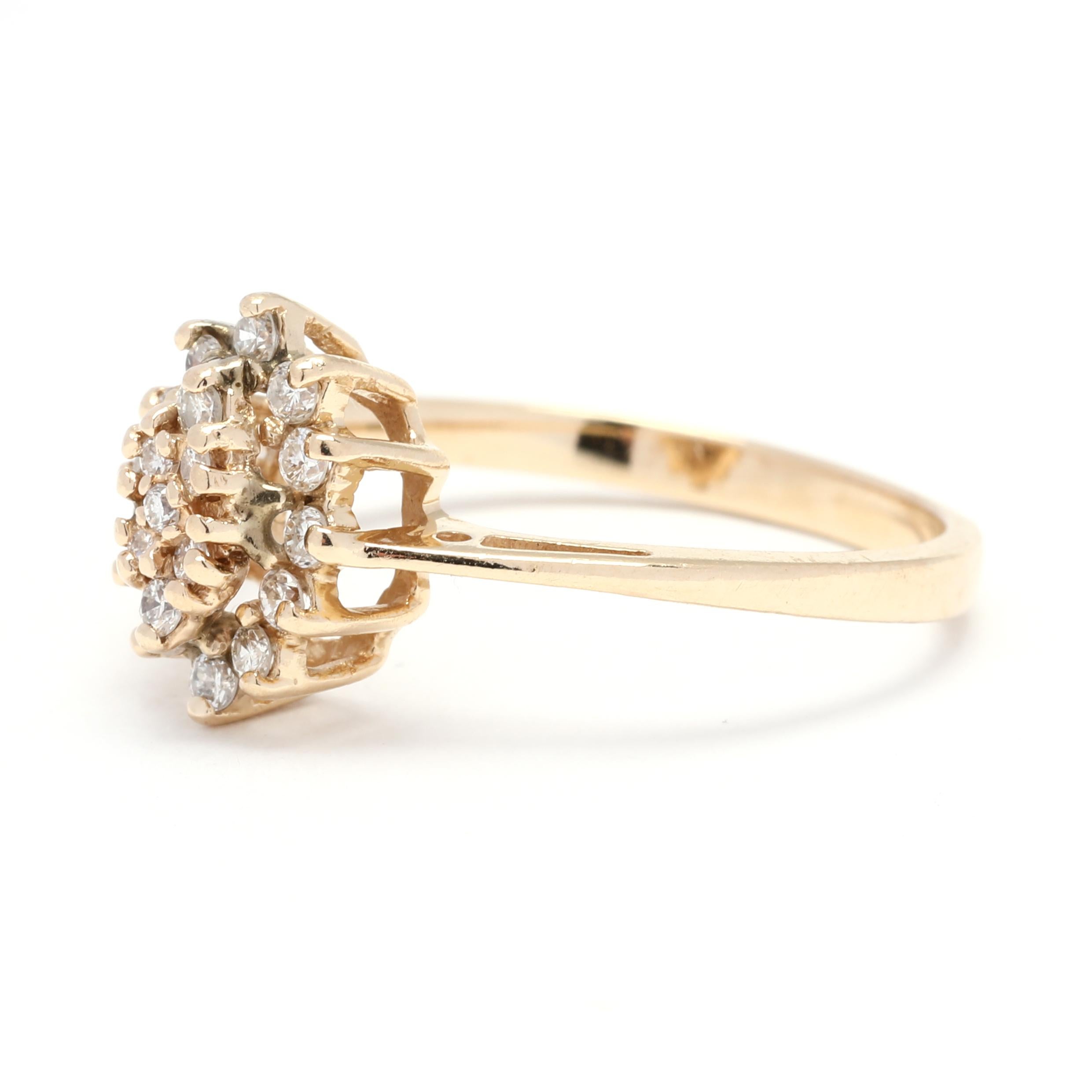 Anello Navette con diamante piccolo da 0,25 ct, oro giallo 14K, misura 6, cluster di diamanti In condizioni buone in vendita a McLeansville, NC