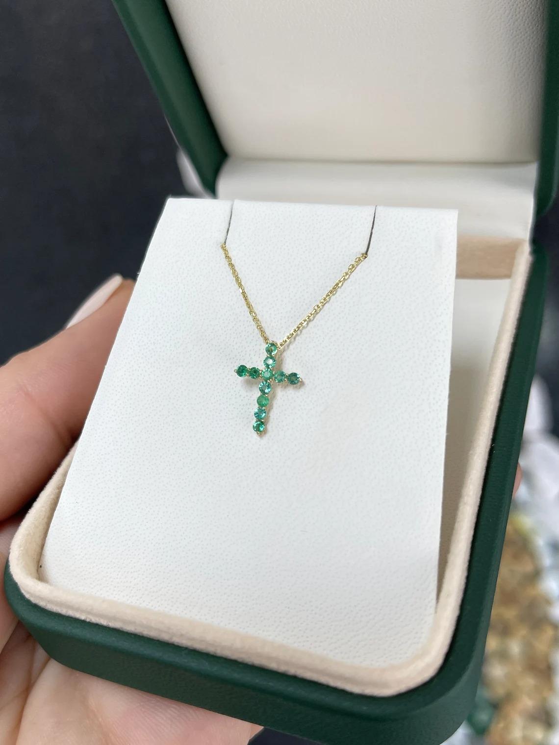 Round Cut 0.25tcw 14K Natural Round Emerald Petite Unisex Gold Religious Cross Pendant For Sale