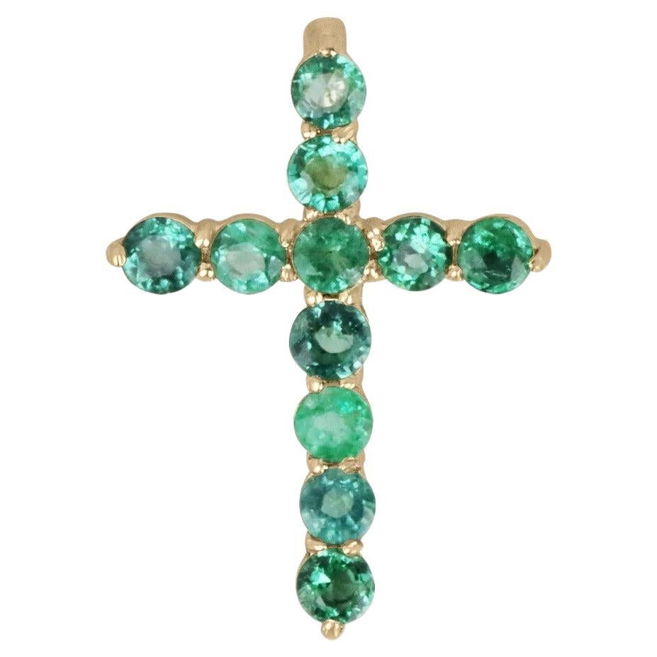 0.25tcw 14K Natural Round Emerald Petite Unisex Gold Religious Cross Pendant For Sale