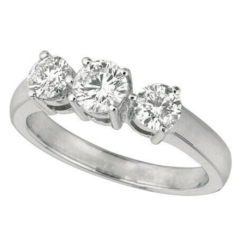 For Sale:  0.26 Carat 3 Stone Natural Diamond Ring G SI 14K White Gold