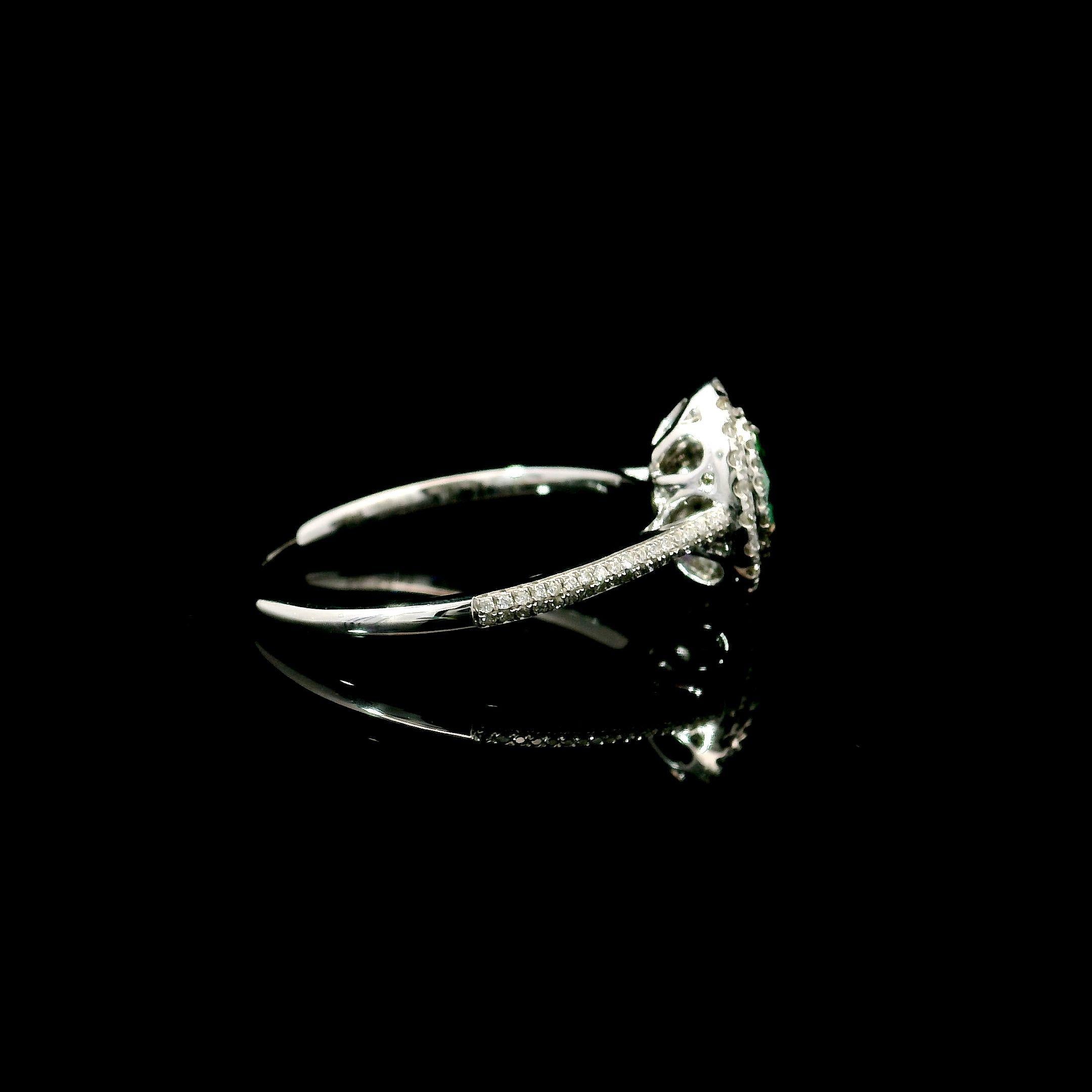 Bague fantaisie en diamant vert de 0.26 carat, pureté VS, certifiée AGL en vente 1