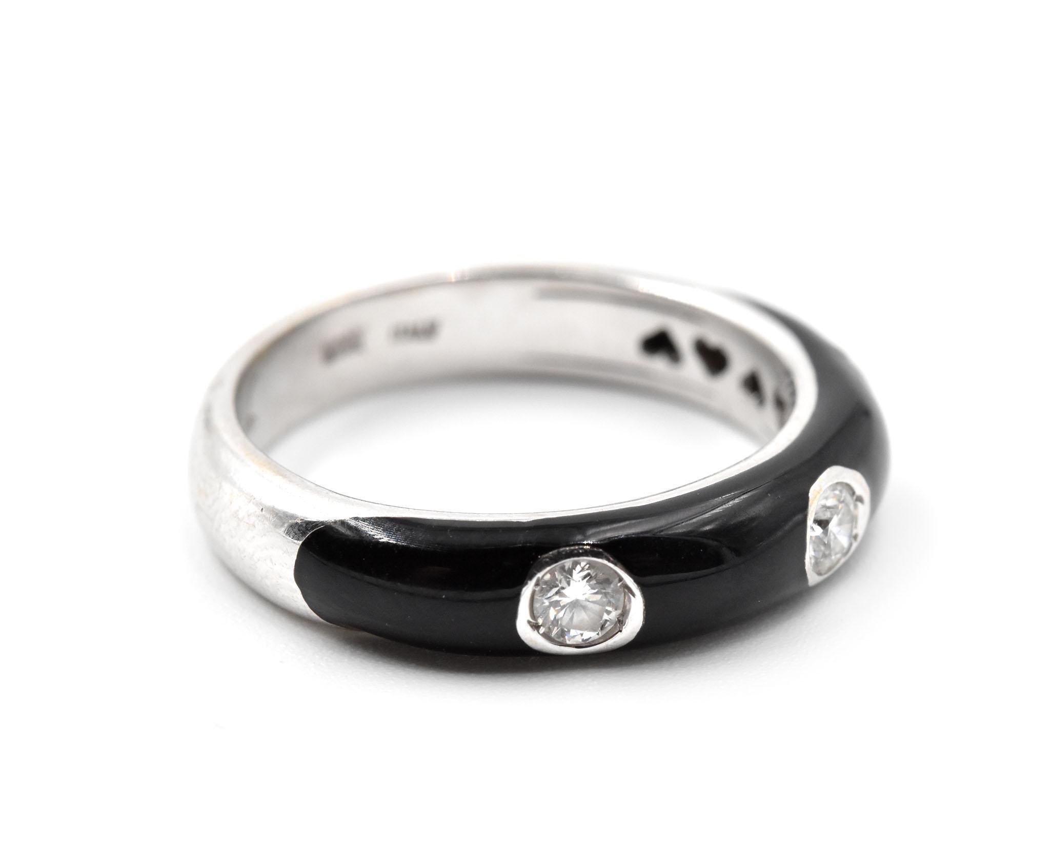 0.26 Carat White Diamond and Black Enamel 18 Karat White Gold Ring In Excellent Condition In Scottsdale, AZ