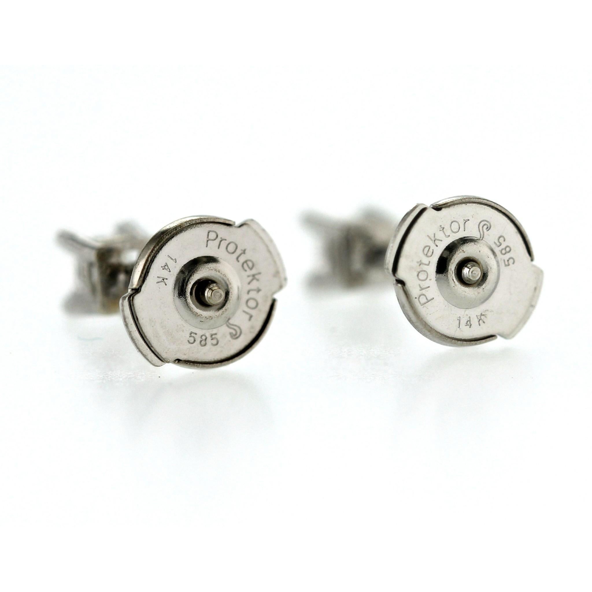 0.26 CT Natural Princess Cut Diamond 14K Gold White Stud Earsings (Boucles d'oreilles en or blanc) en vente 1