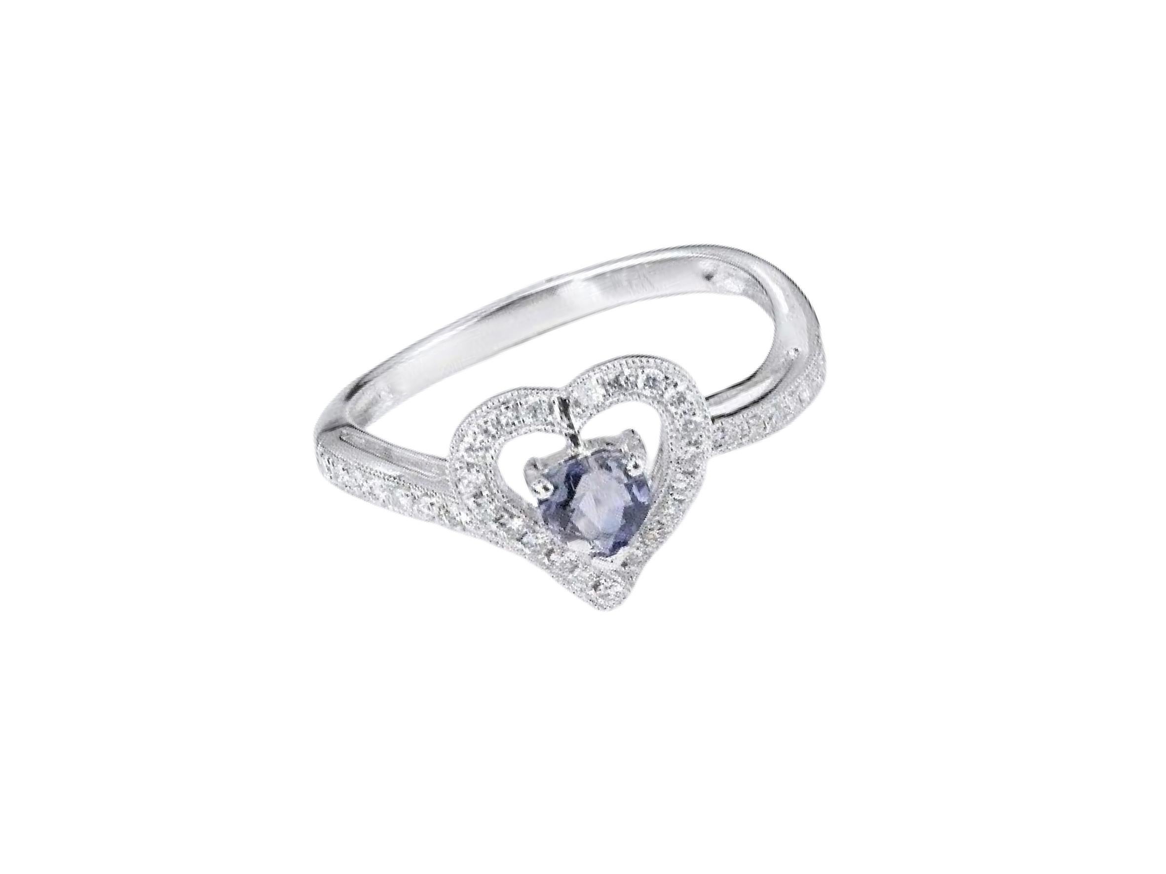 For Sale:  0.265 Carat Iolite and Diamond Heart Ring in 14 Karat White Gold 2