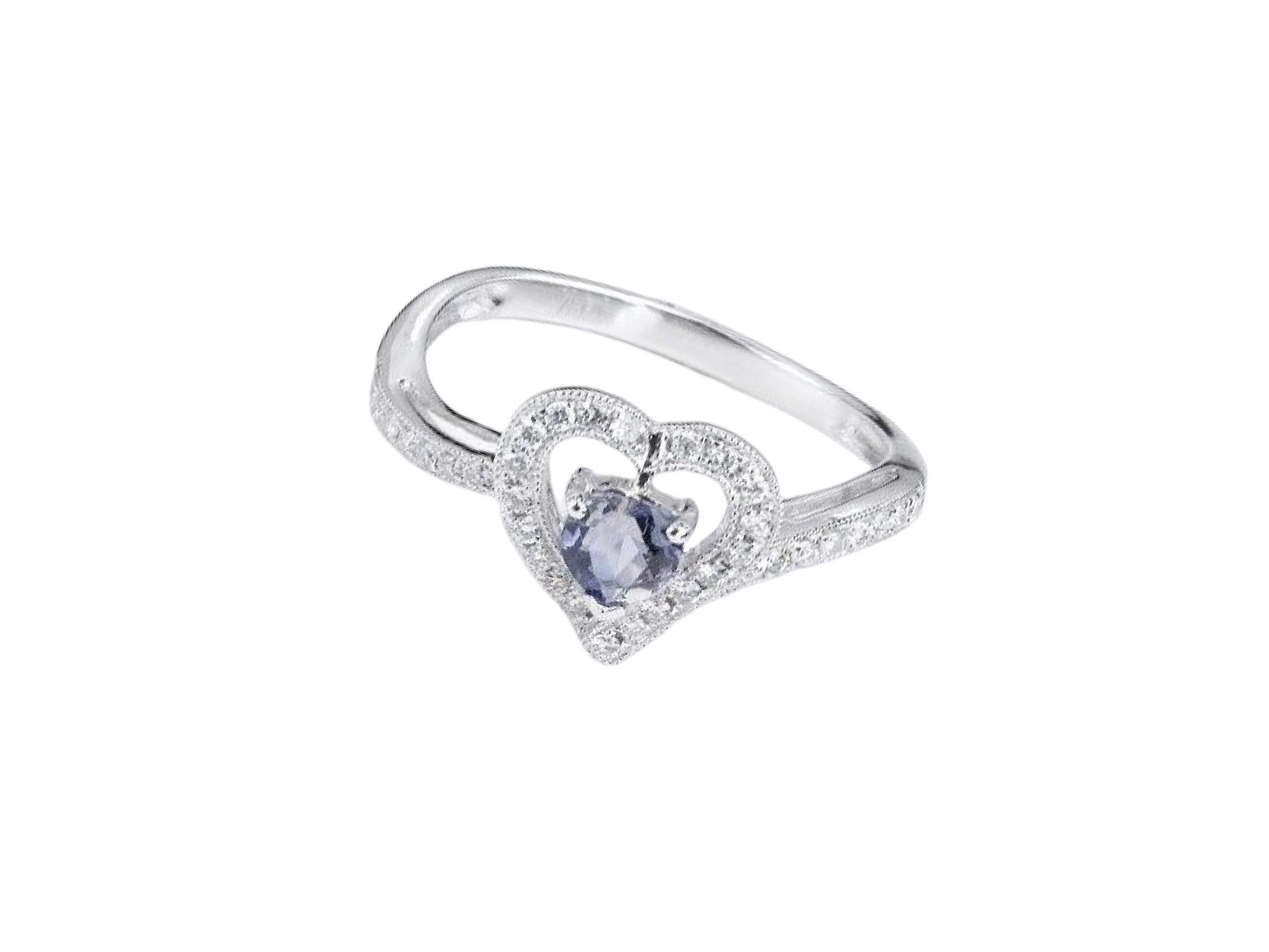 For Sale:  0.265 Carat Iolite and Diamond Heart Ring in 14 Karat White Gold 4