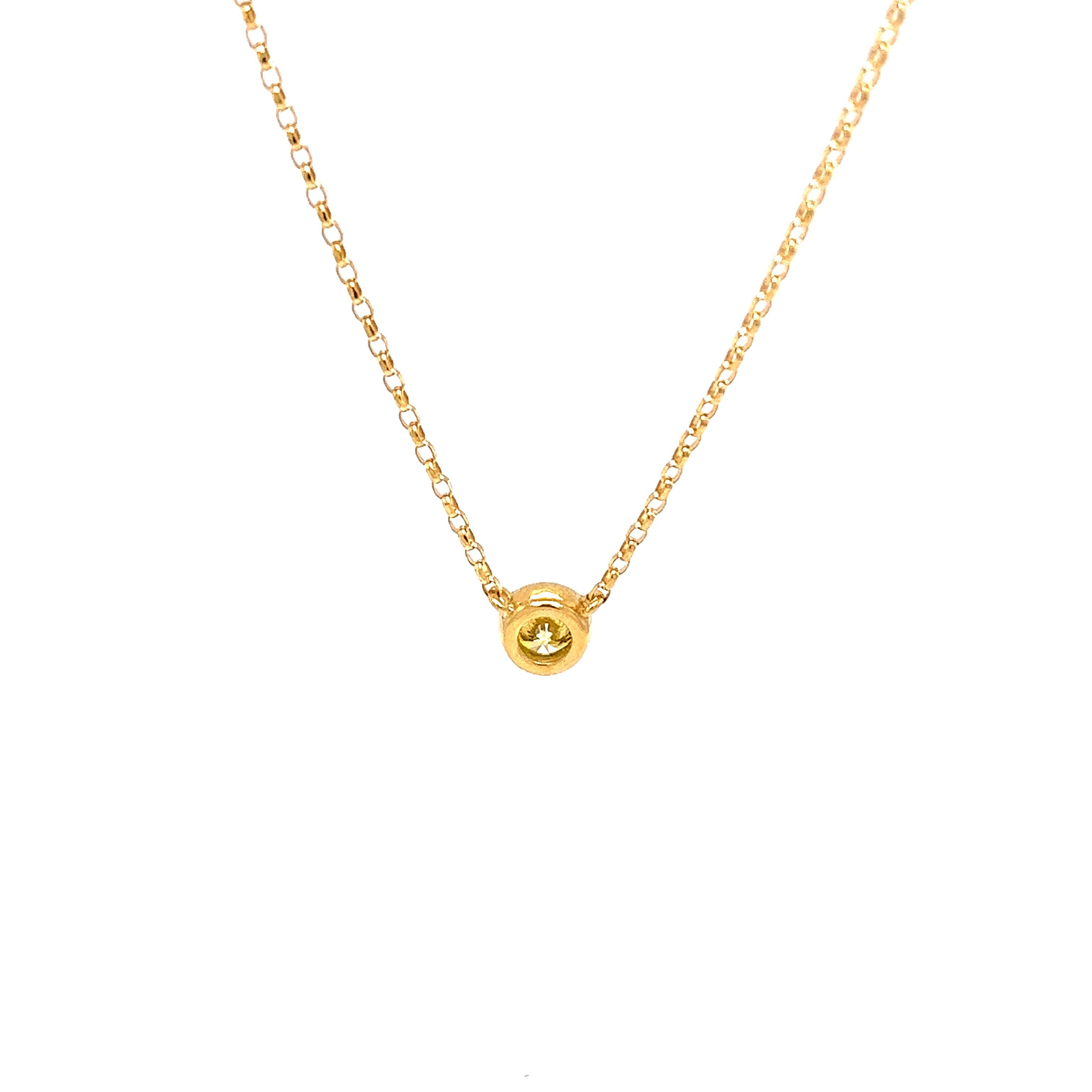 The design of this pendant is inspired by the natural beauty of the diamond. The 16