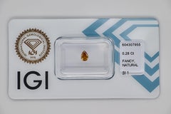 Diamant poire orange-jaune intense fantaisie de 0,28 carat