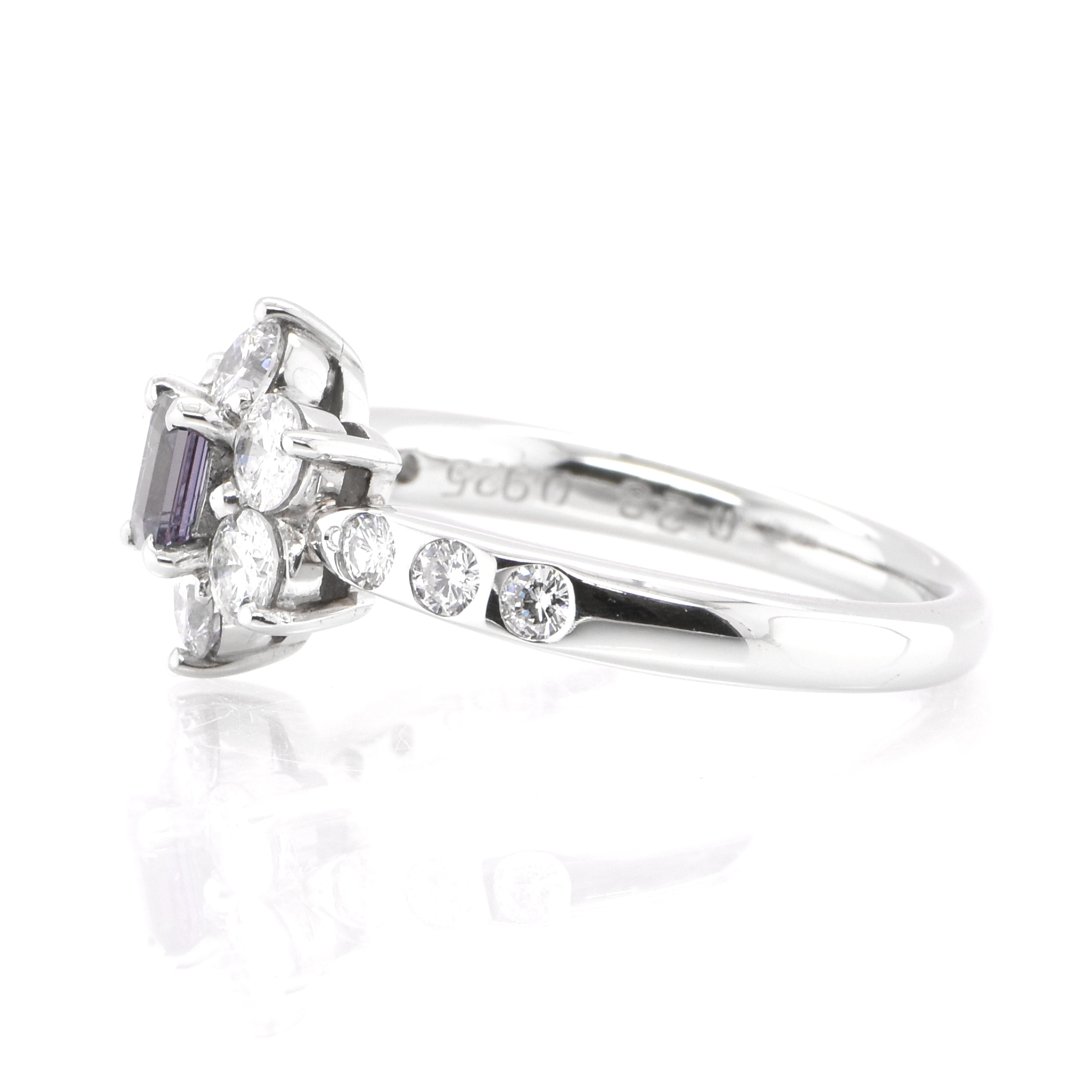 0.28 Karat natürlicher, farbwechselnder Alexandrit und Diamantring aus Platin 1