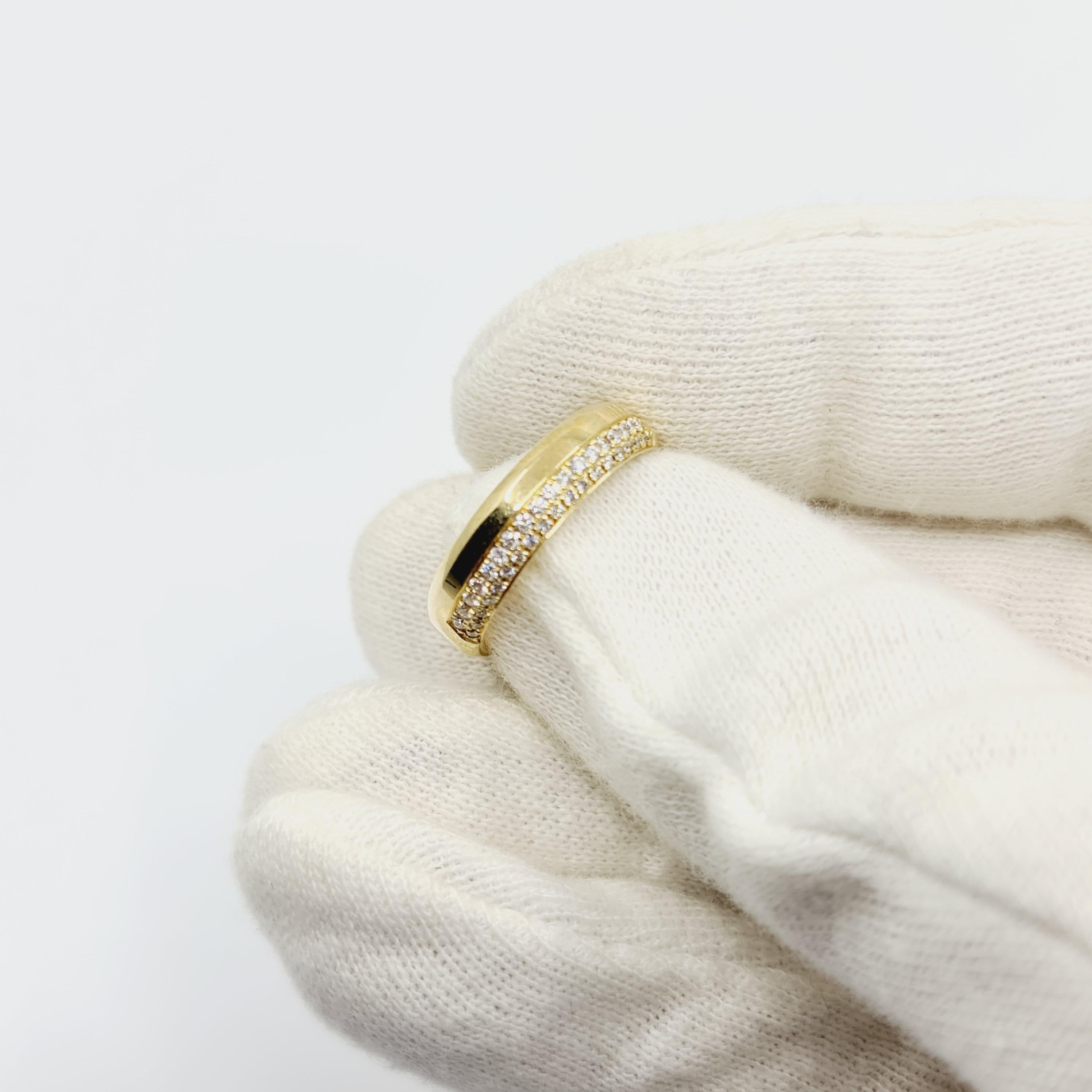 0.285 Carat Diamond Ring G/VS 14k Gold, Brilliant Cut Pave Diamonds For Sale 3