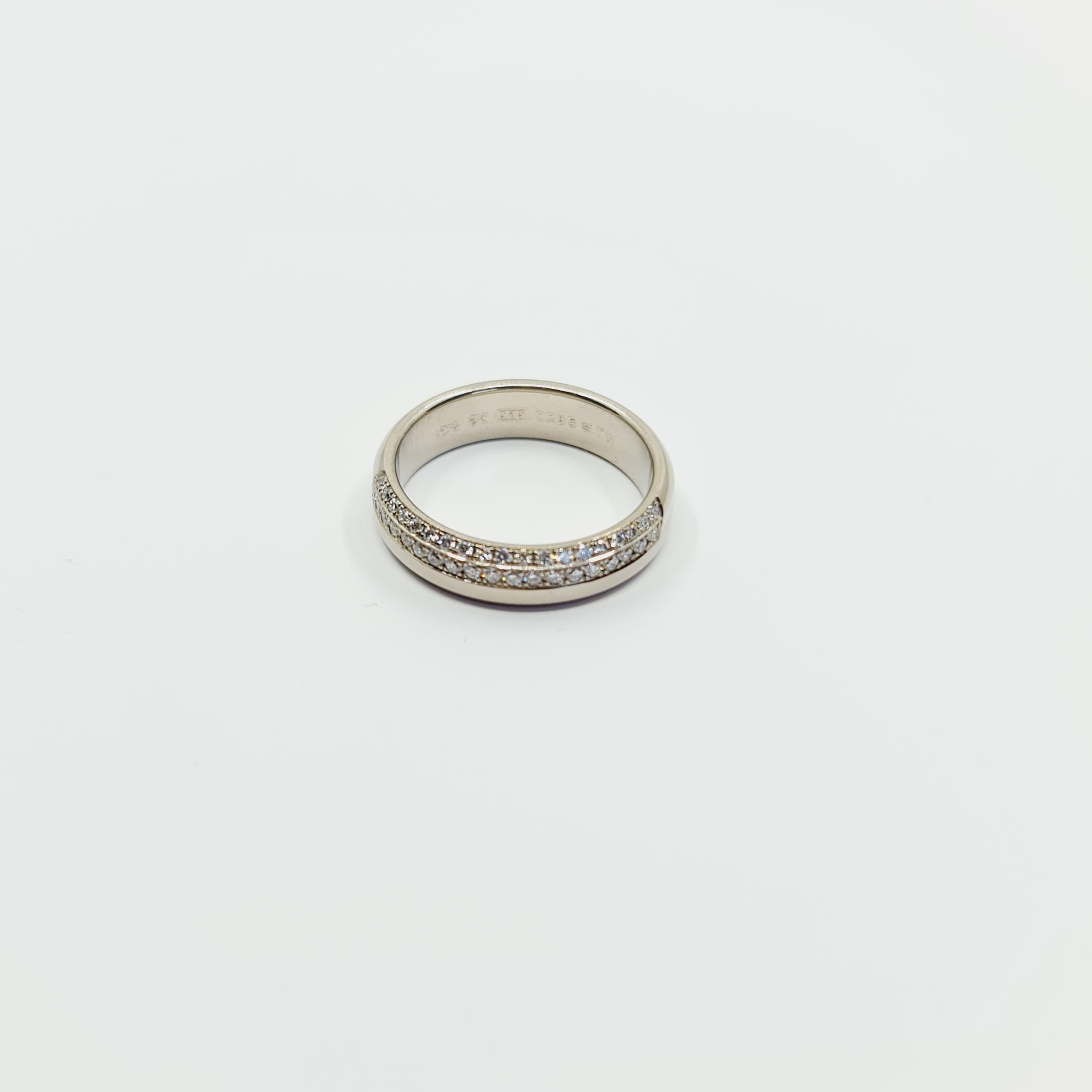 0.285 Carat Diamond Ring G/VS 14k White Gold, Brilliant Cut Pave Diamonds For Sale 3