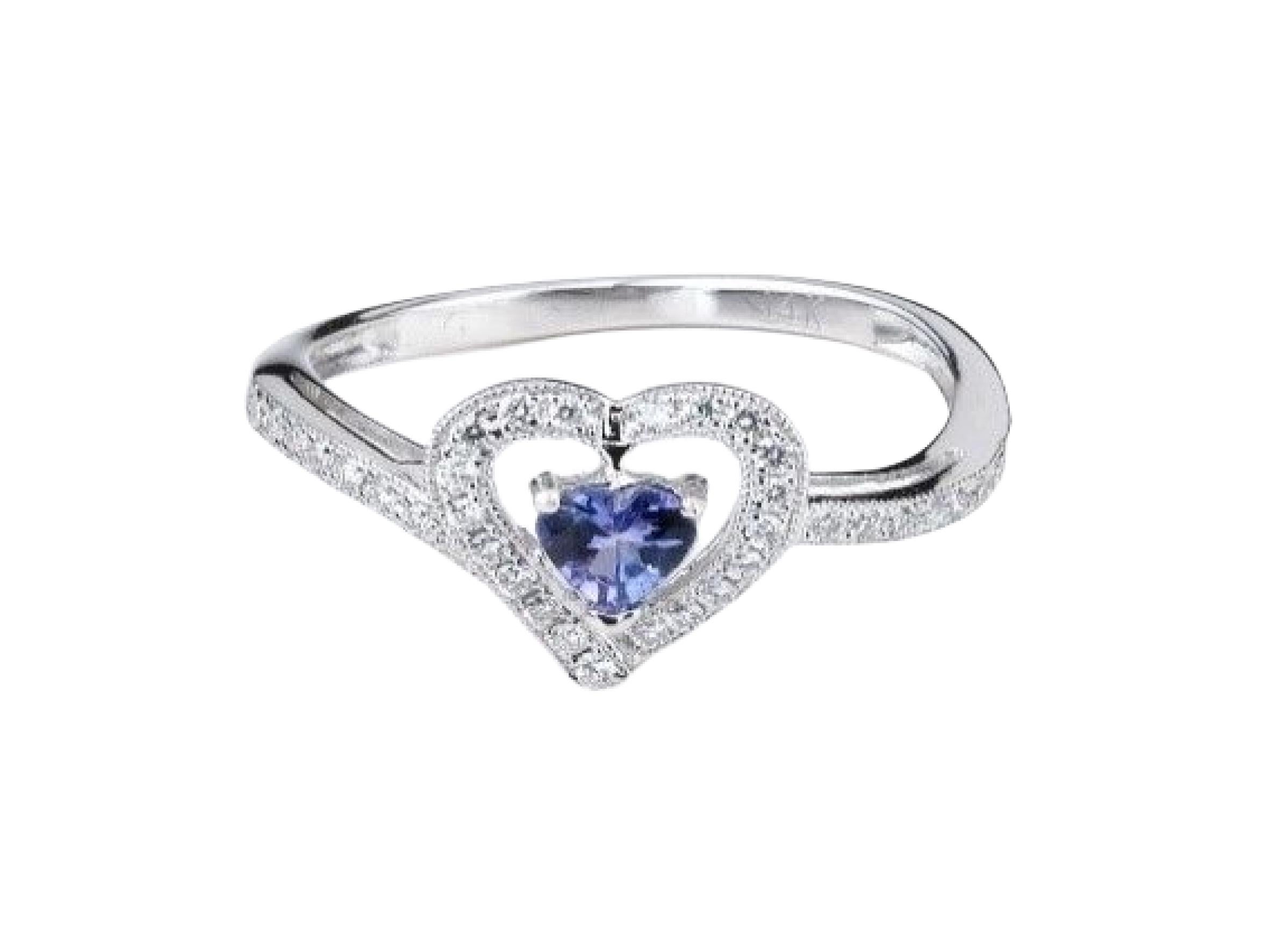 For Sale:  Sunita Nahata Tanzanite 0.29ct. and Diamond Ring in 14Karat White Gold 3