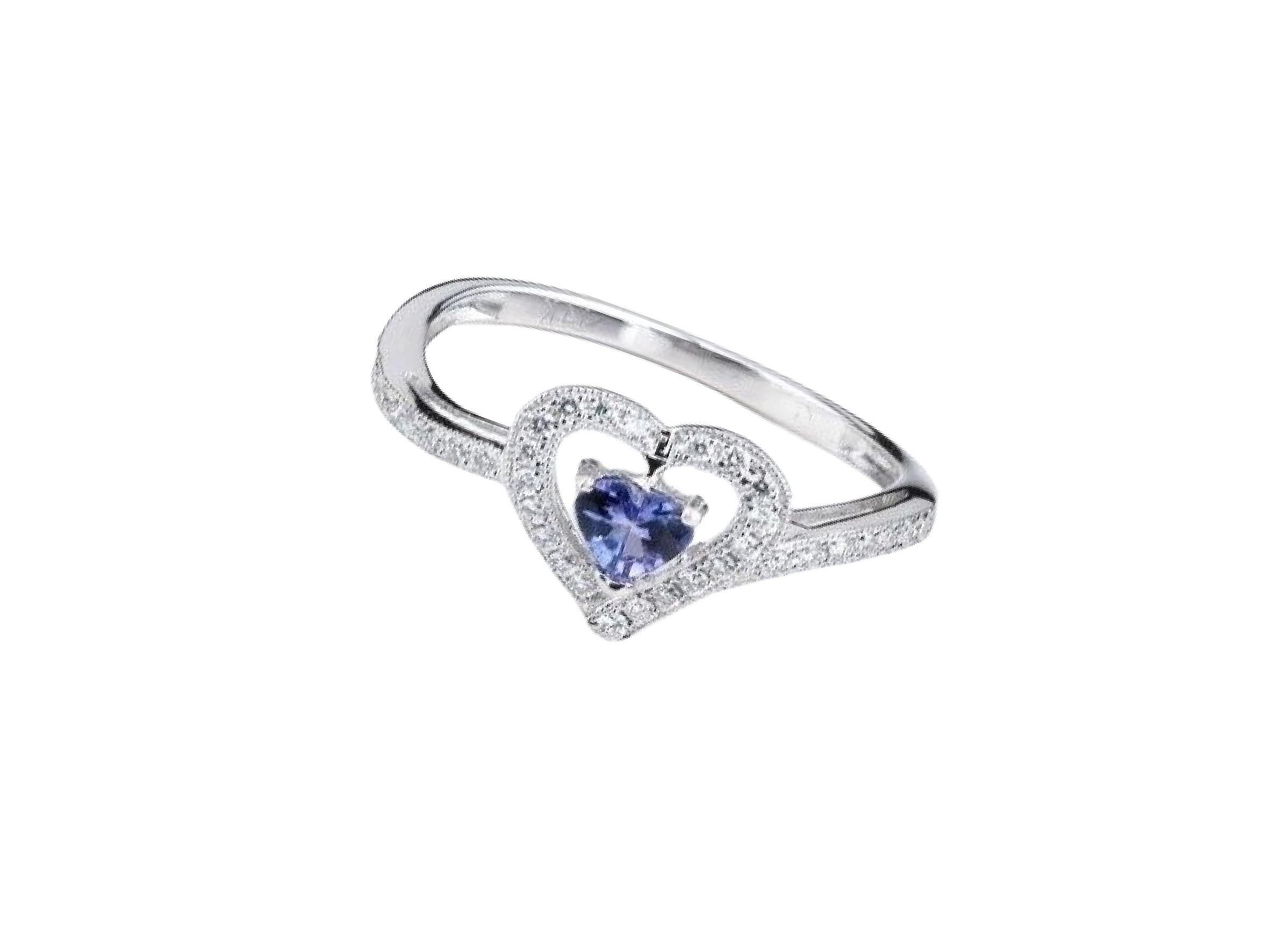 For Sale:  Sunita Nahata Tanzanite 0.29ct. and Diamond Ring in 14Karat White Gold 4