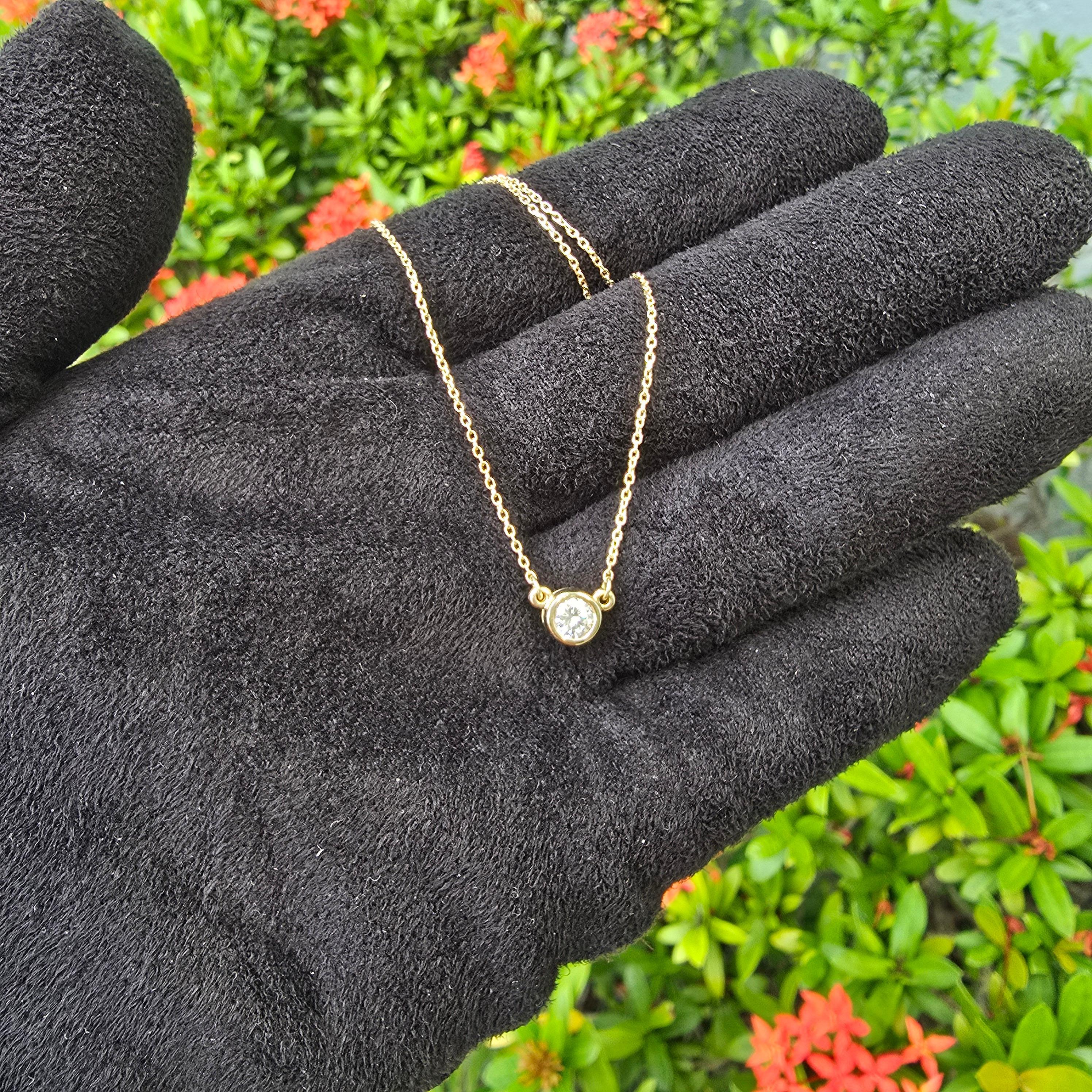 0,28ct Lünette Set Solitär Diamant Anhänger Halskette 14 Karat Gelbgold im Angebot 5